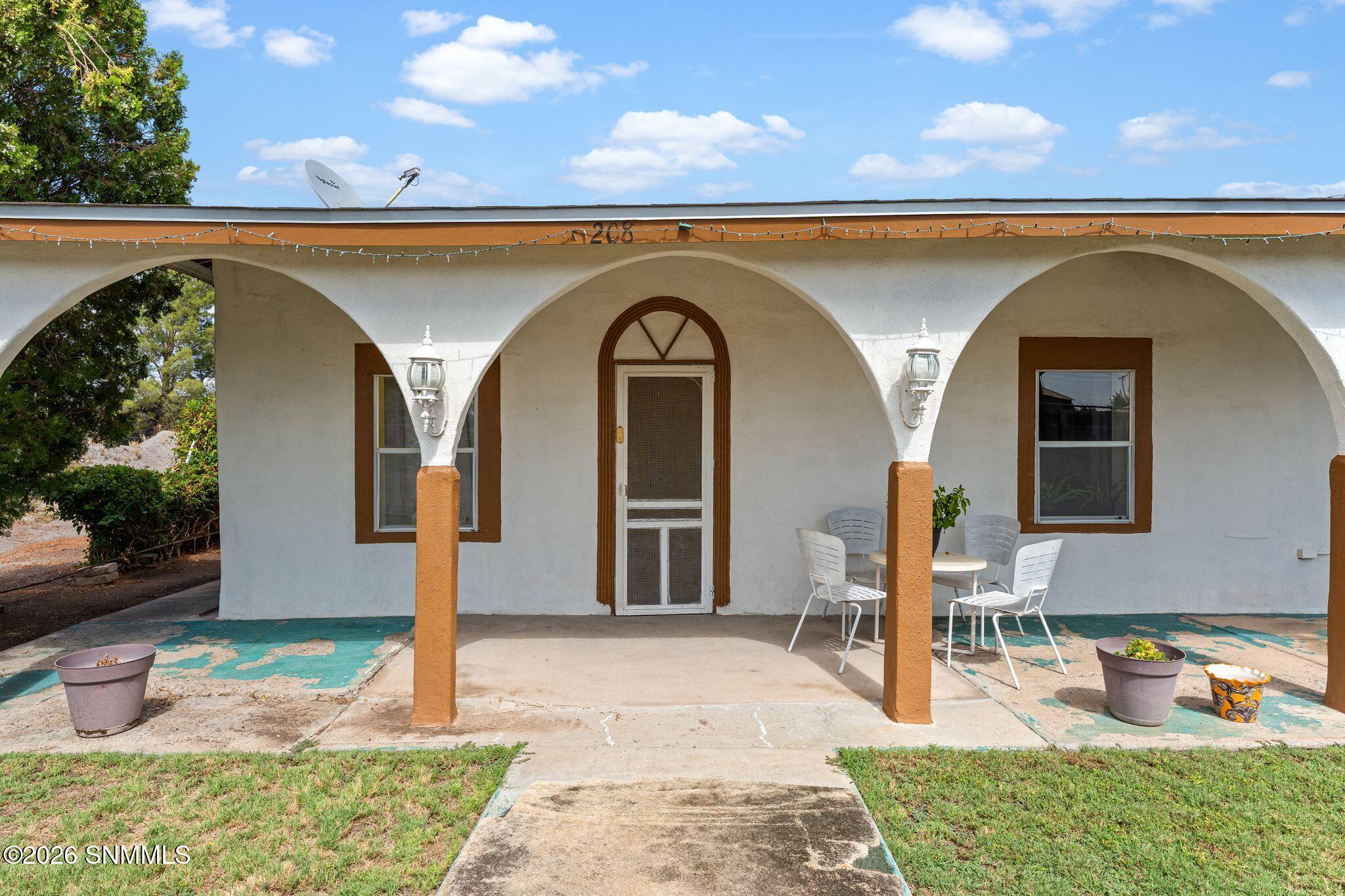 208 Saint Valentine Street Property Photo 4