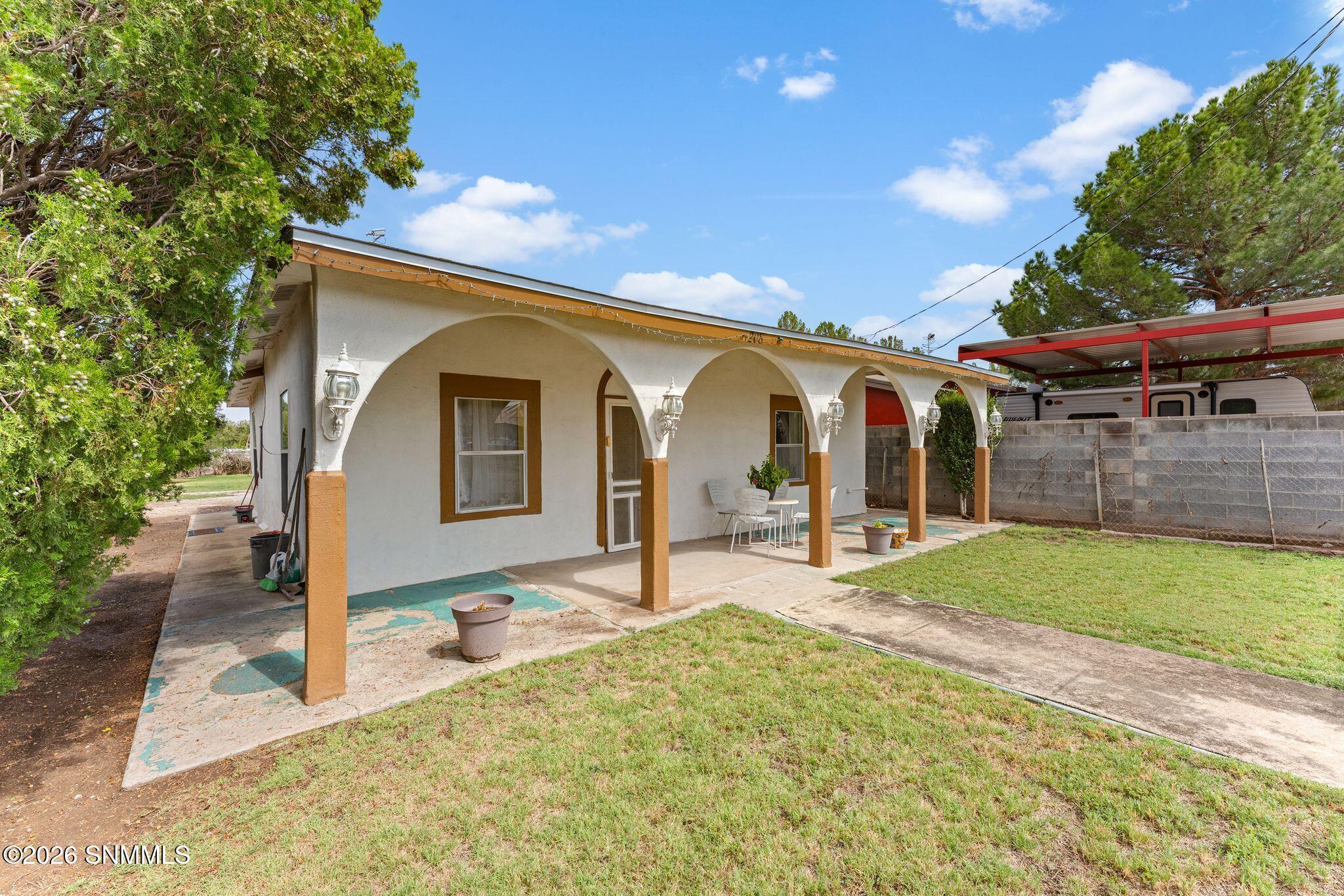 208 Saint Valentine Street Property Photo 8