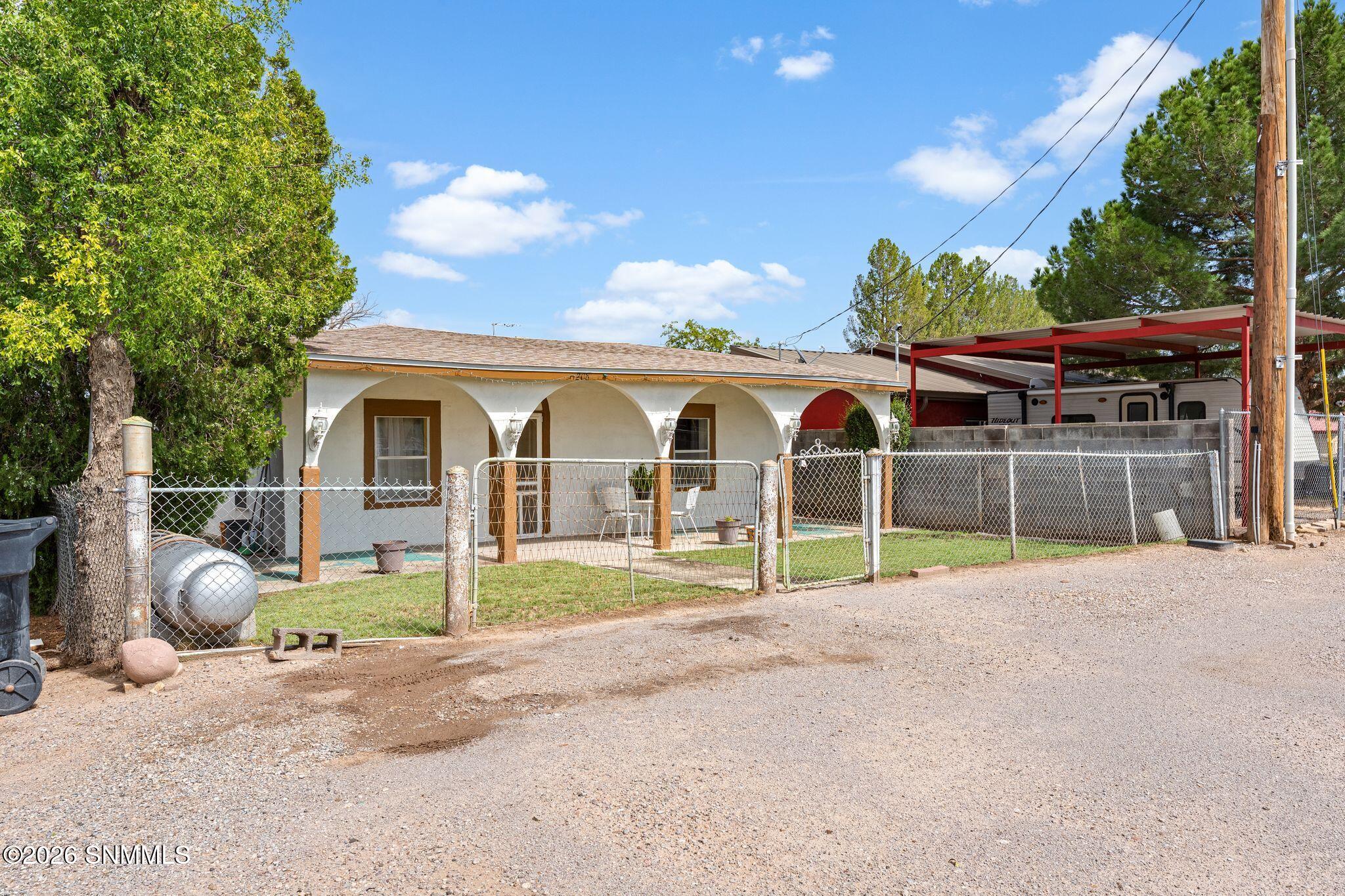 208 Saint Valentine Street Property Photo 9