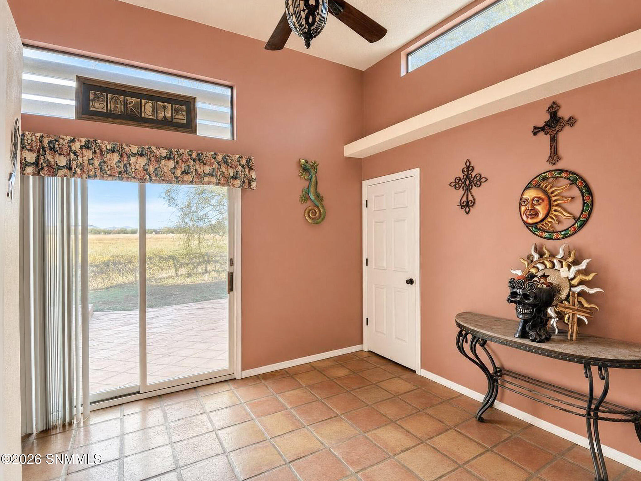 1221 W Canal Road Property Photo 10