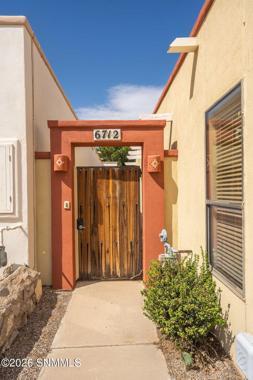 6712 Camino Blanco Property Photo 5