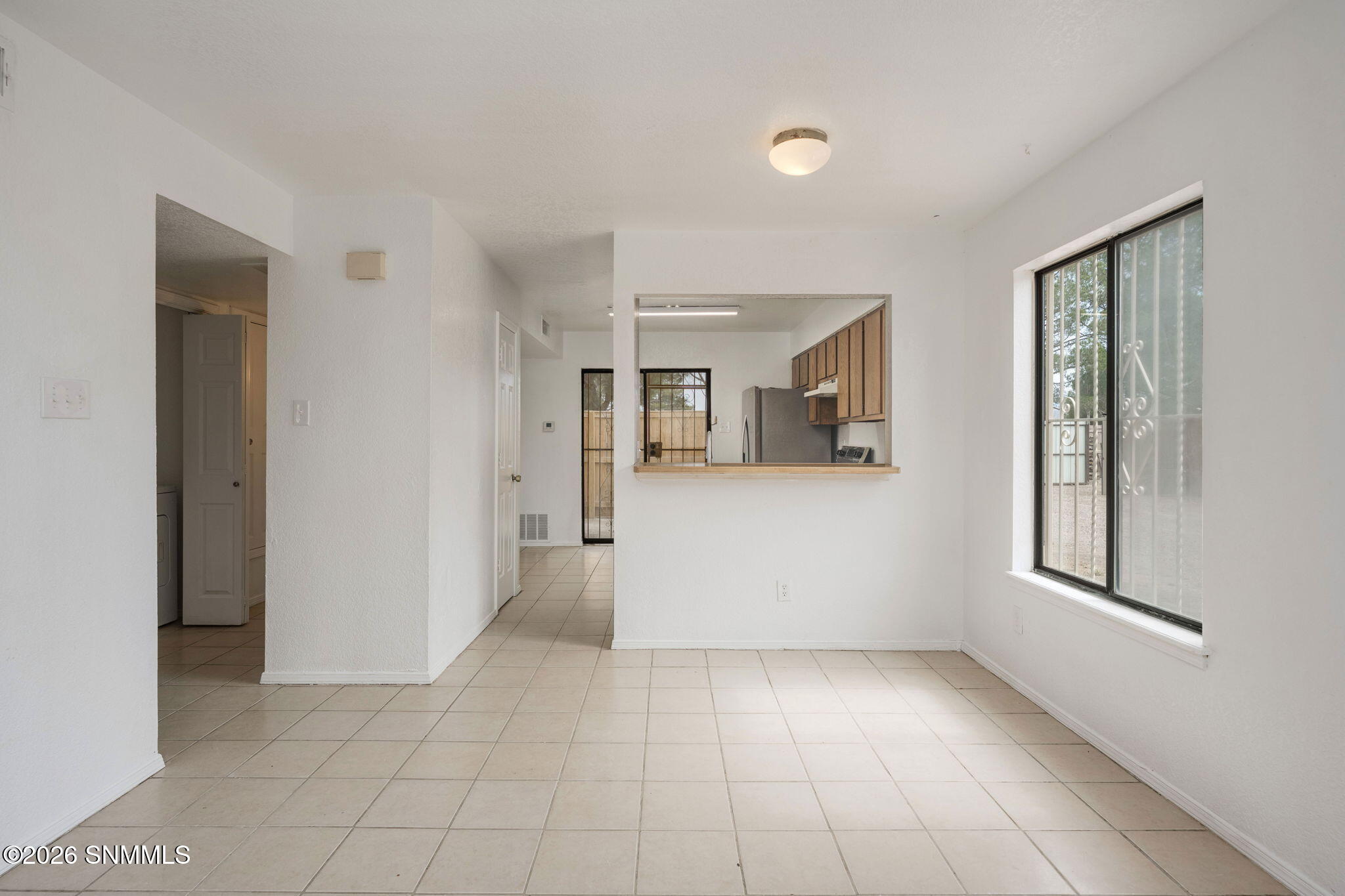 2039 Stanford Street Property Photo 5