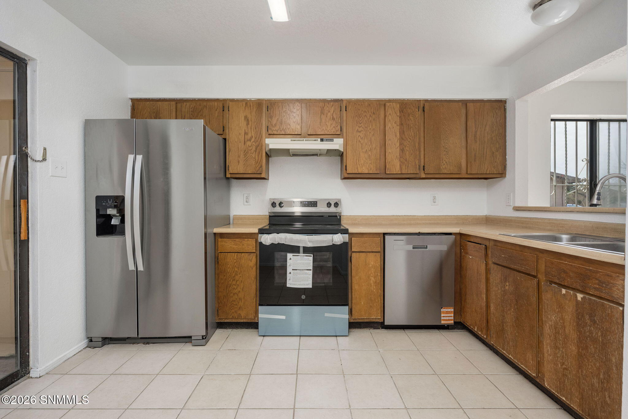 2039 Stanford Street Property Photo 6