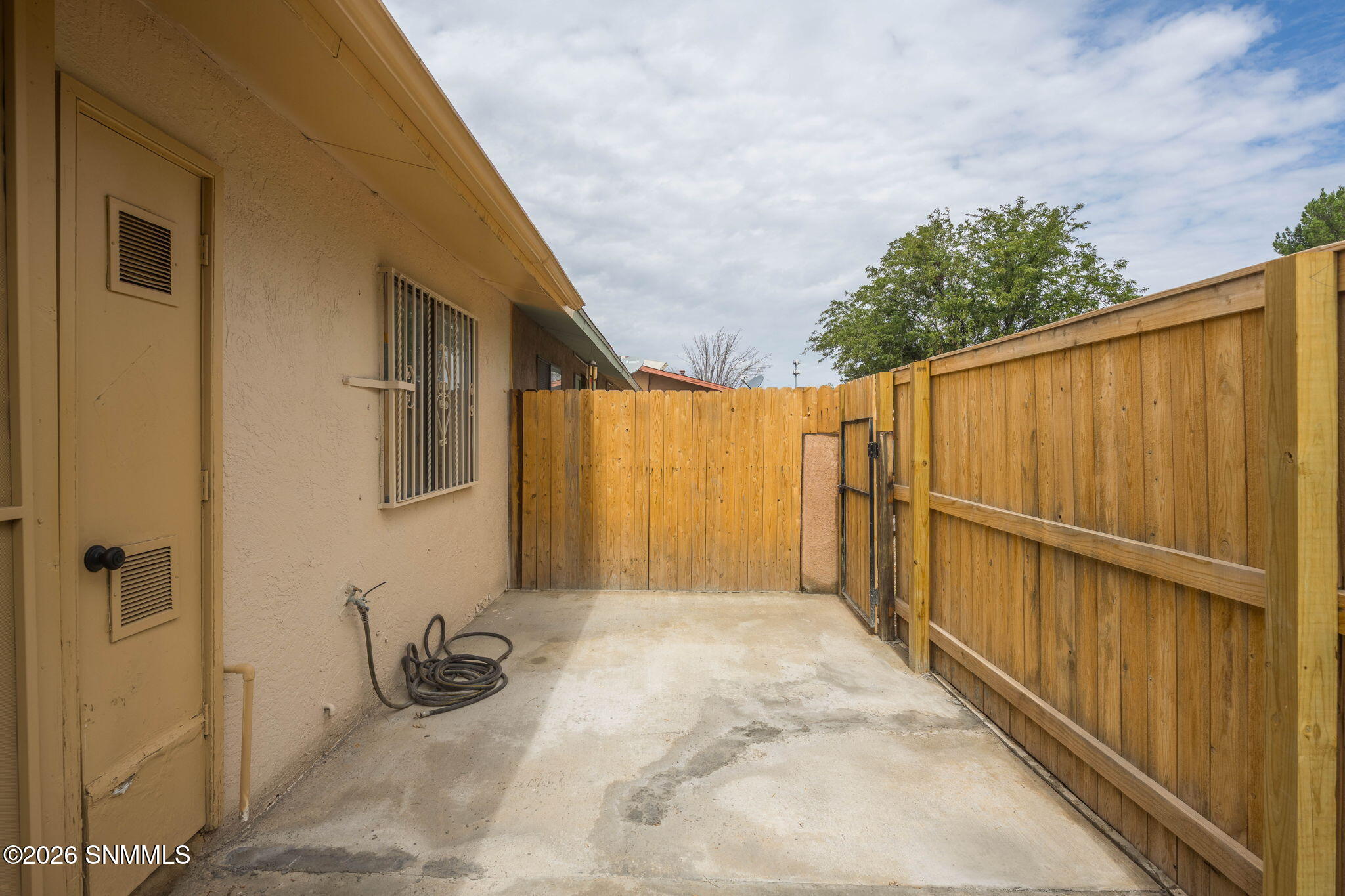 2039 Stanford Street Property Photo 18