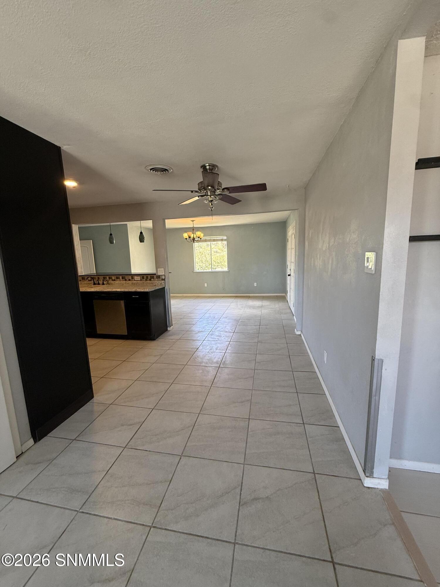 4033 N Fran Drive Property Photo 8