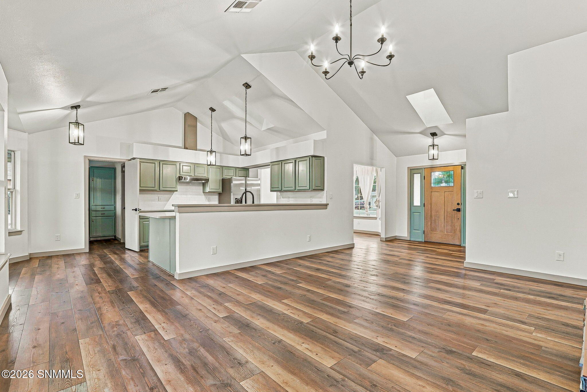 1245 Villita Loop Property Photo 8