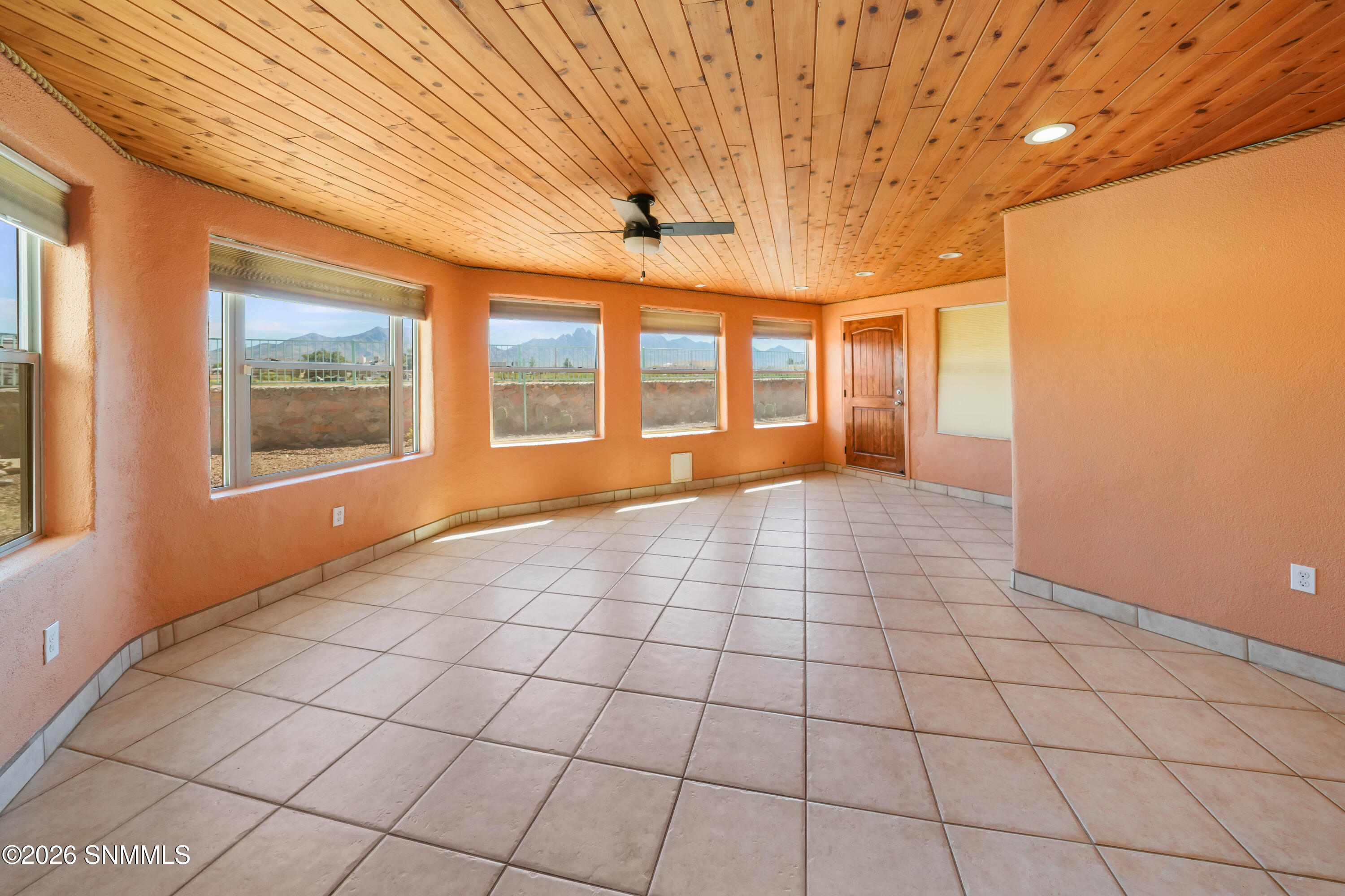 5972 Leaping Lizard Loop Property Photo 33