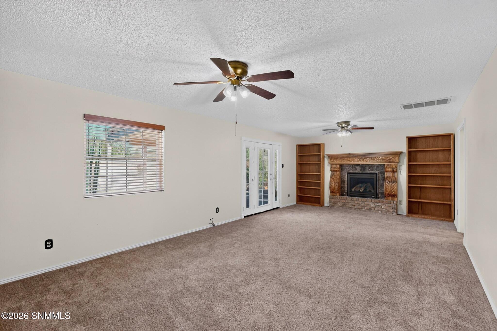 1915 Myrtle Avenue Property Photo 11
