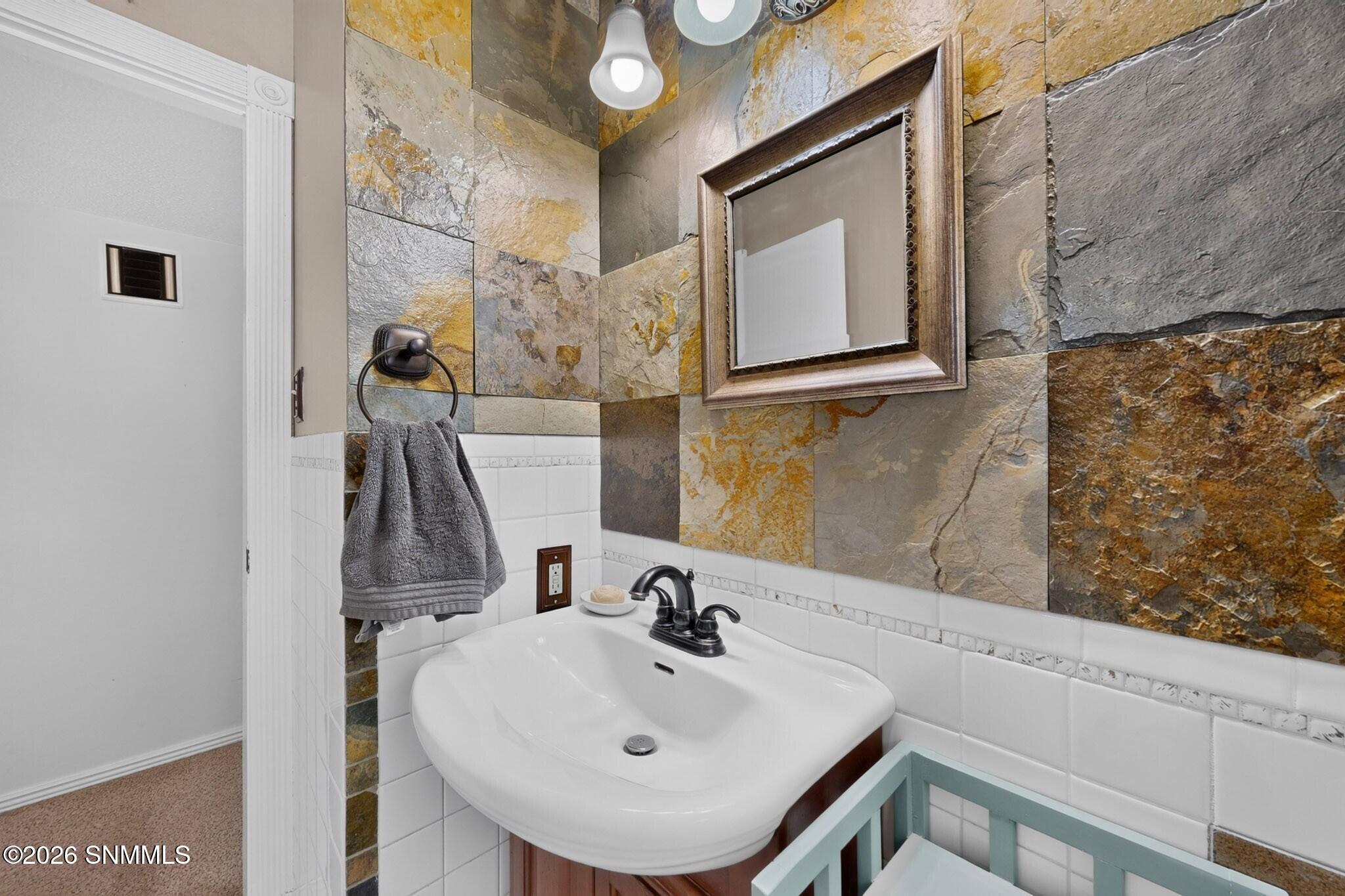 1915 Myrtle Avenue Property Photo 28