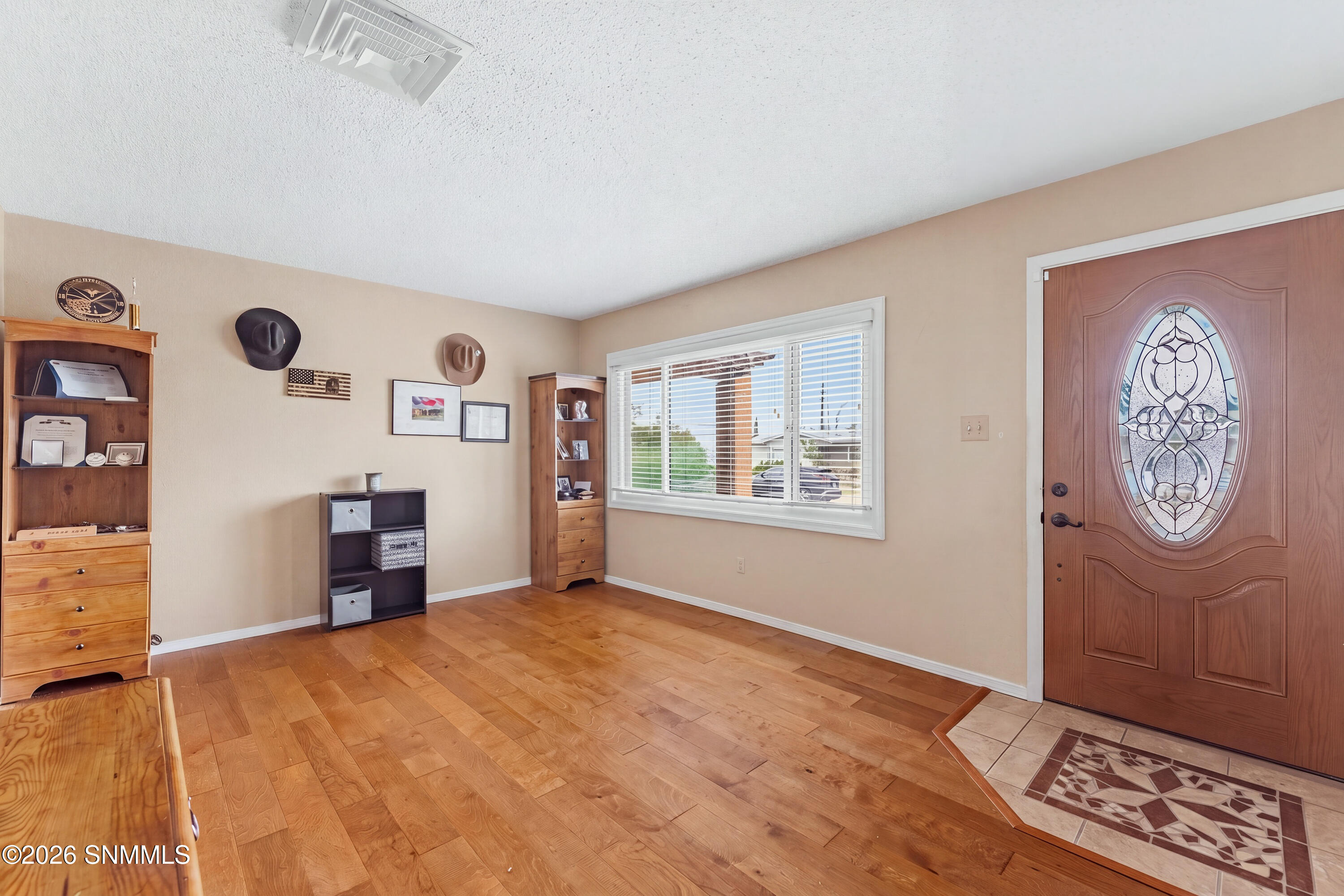 2402 Yale Avenue Property Photo 5
