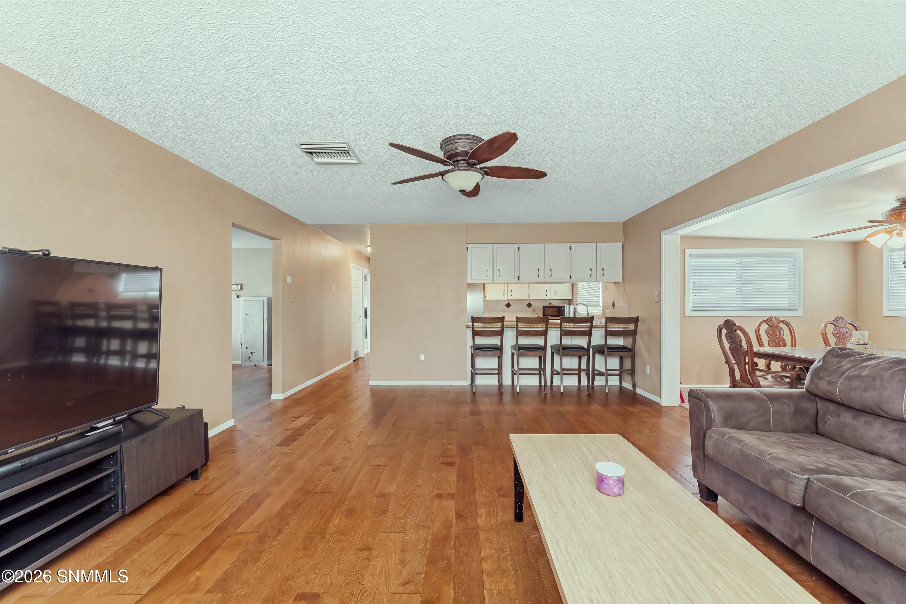 2402 Yale Avenue Property Photo 8