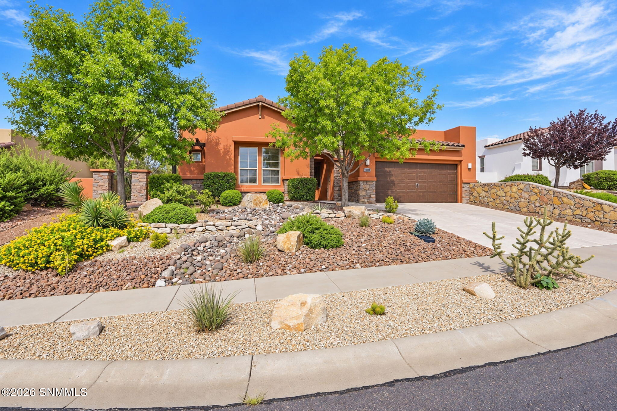 4335 Isleta Court Property Photo 1