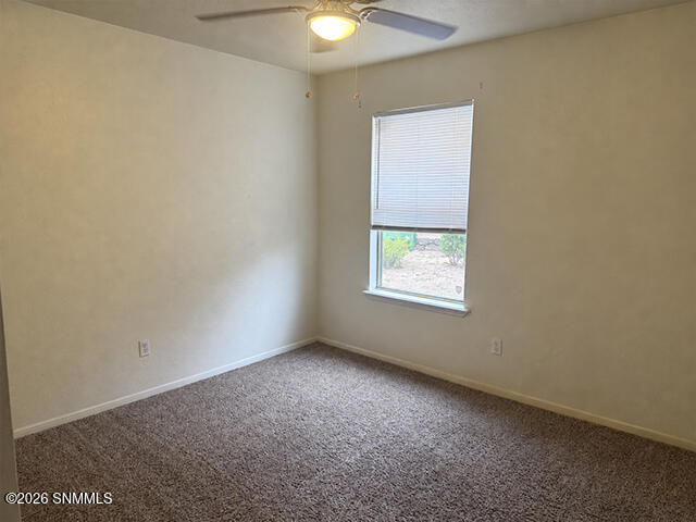 5212 Navajo Trail Property Photo 8