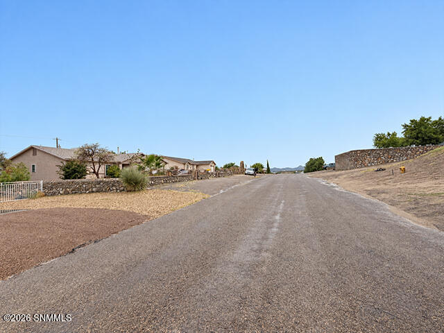 5212 Navajo Trail Property Photo 13