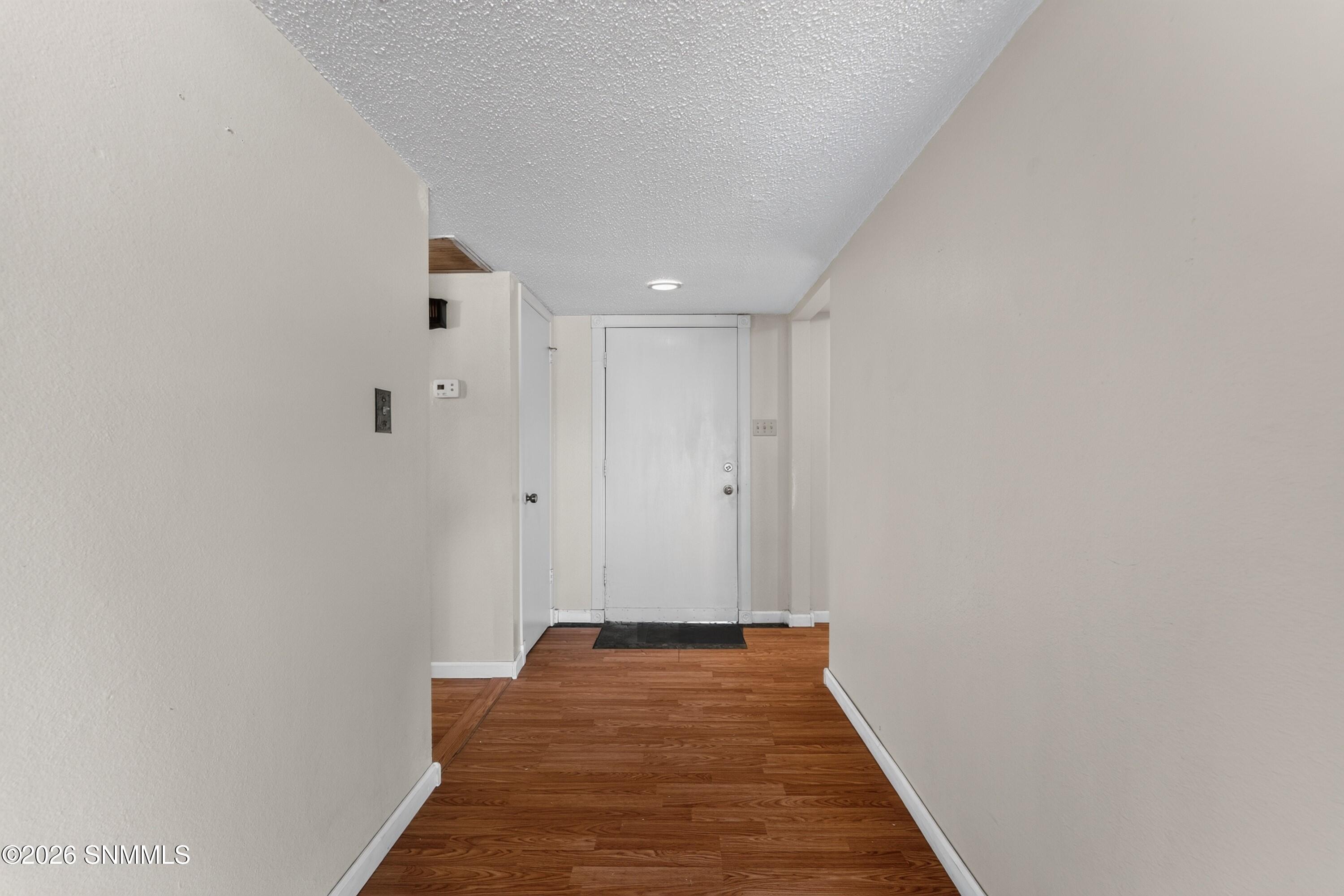 2933 Valle Vista Property Photo 7