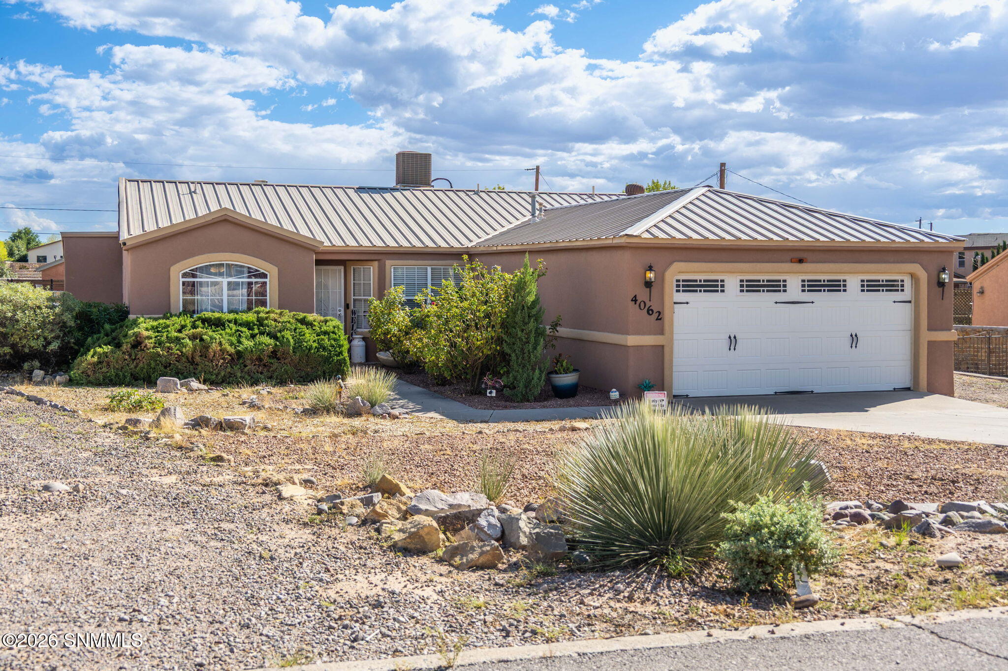 4062 Windridge Circle Property Photo 1