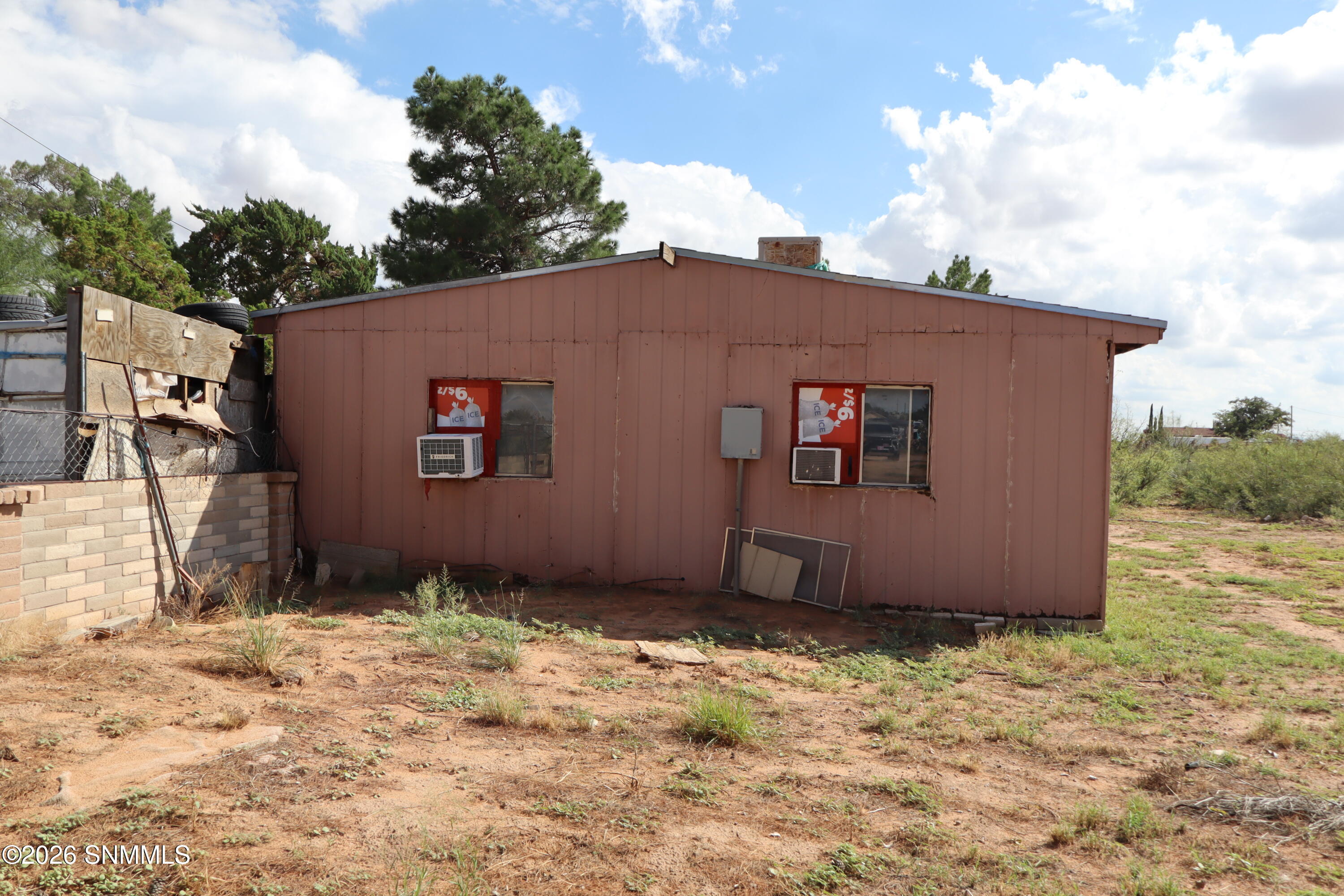 773 Oasis Property Photo 3