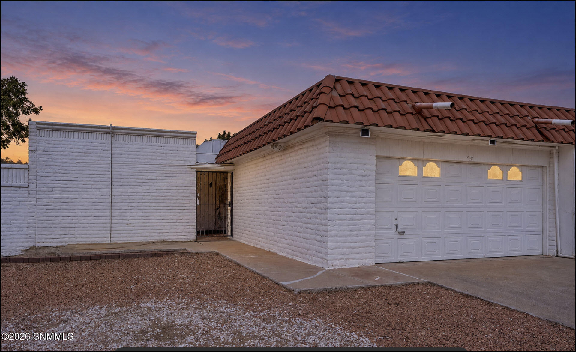 2925 Valle Vista Property Photo 1