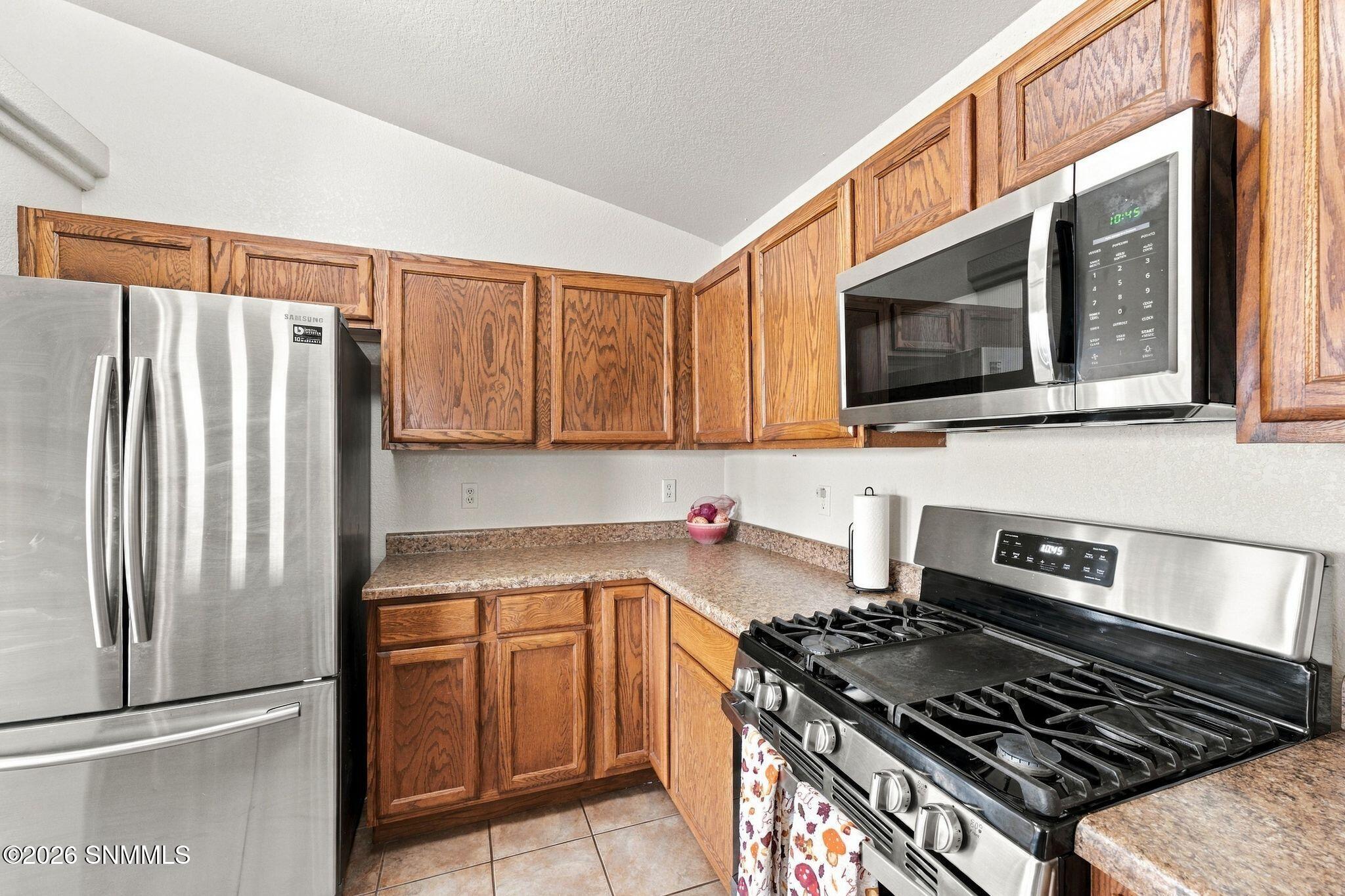 2921 Onate Road Property Photo 7