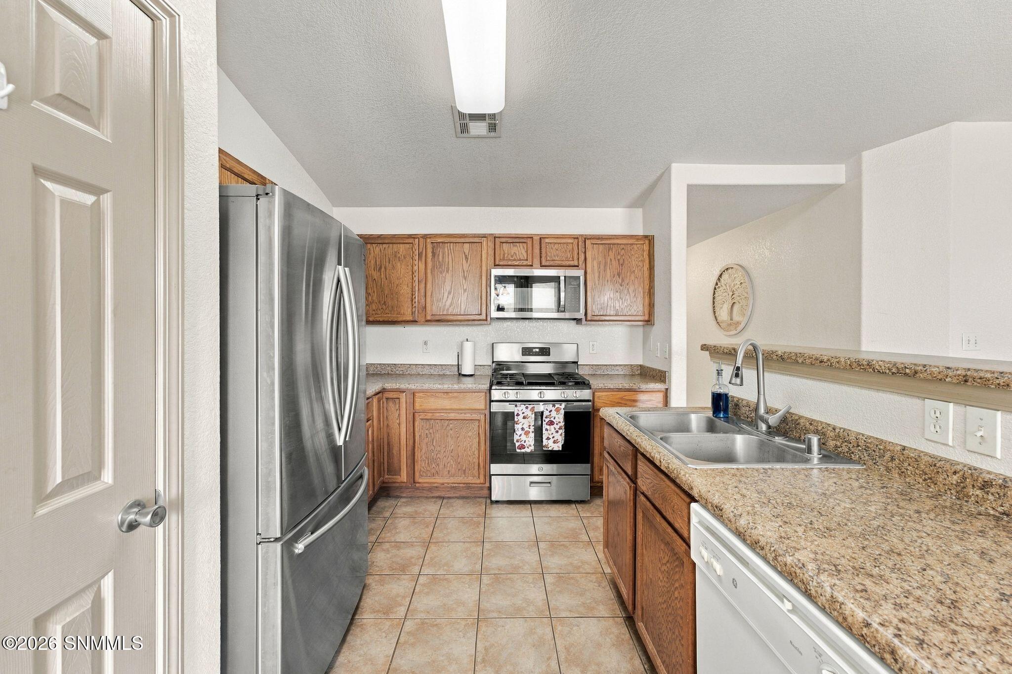 2921 Onate Road Property Photo 8