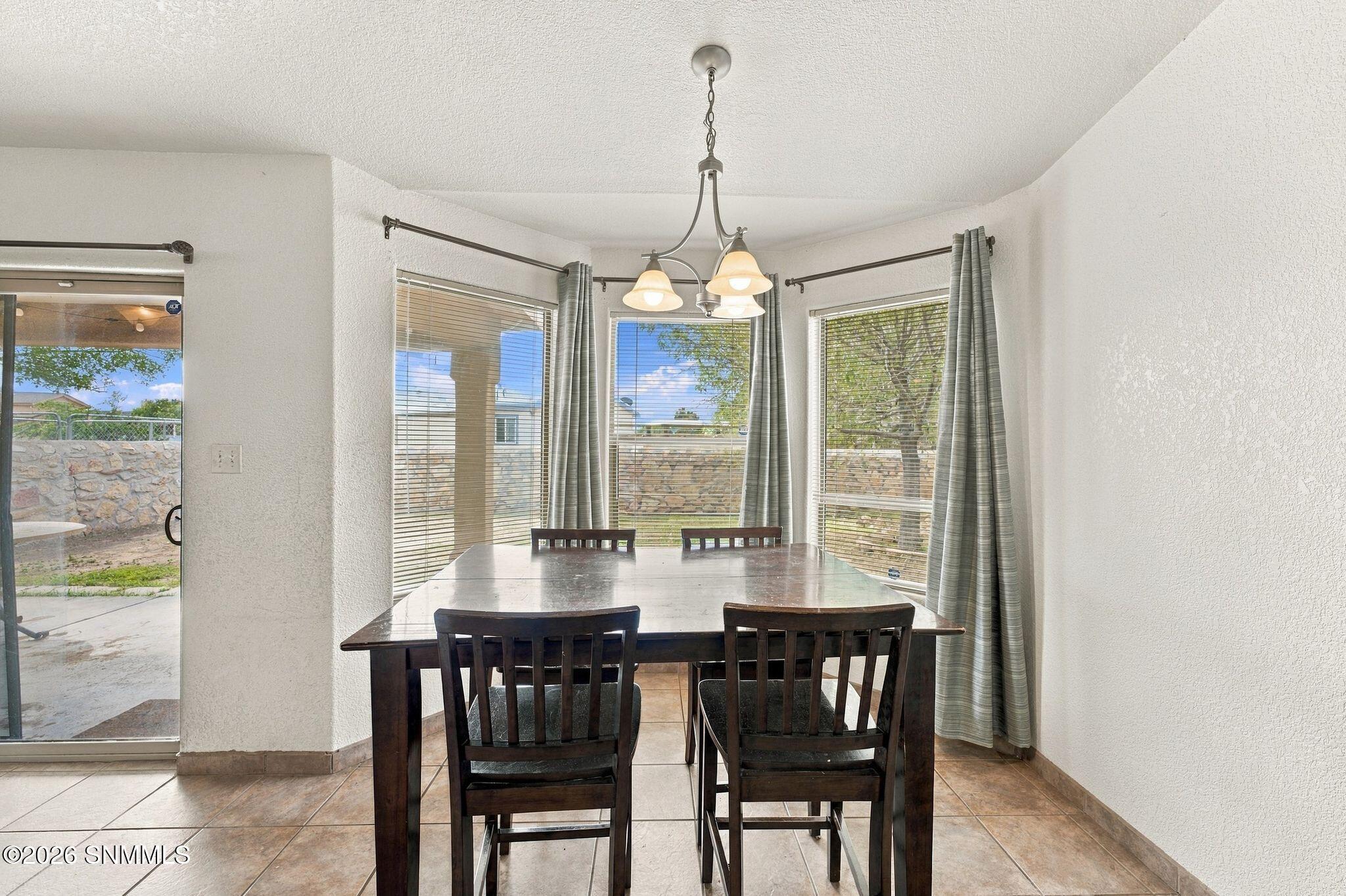 2921 Onate Road Property Photo 10