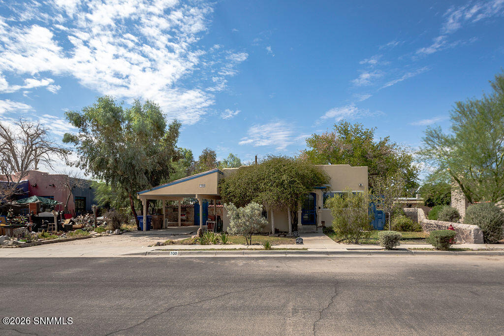 700 El Prado Avenue Property Photo 2