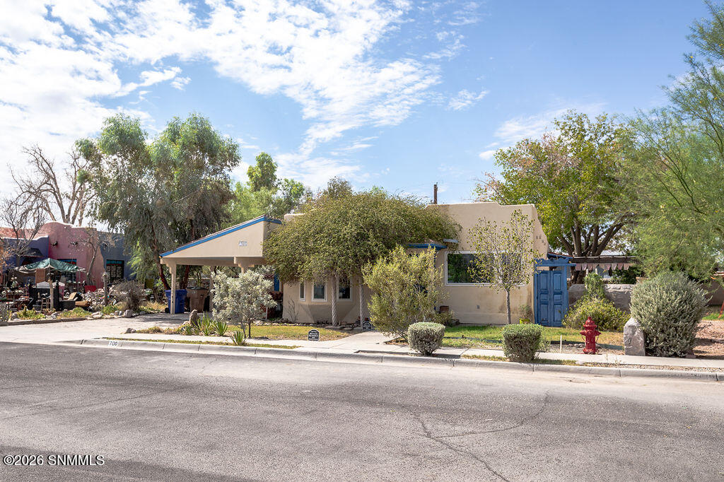700 El Prado Avenue Property Photo 5