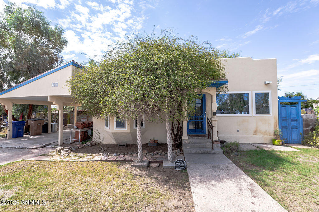 700 El Prado Avenue Property Photo 6