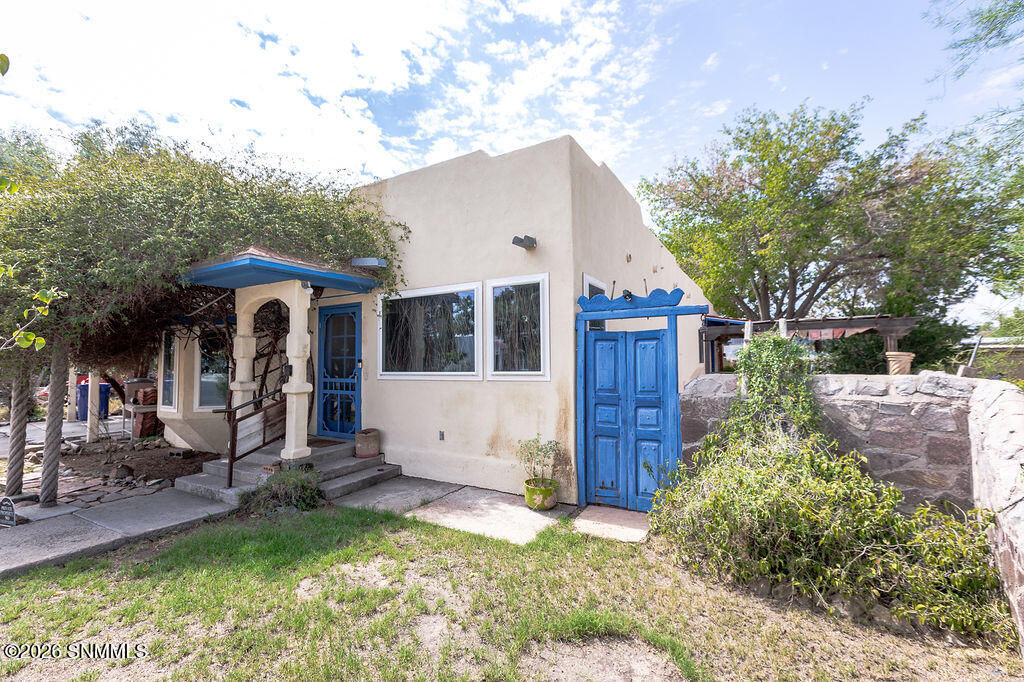 700 El Prado Avenue Property Photo 7
