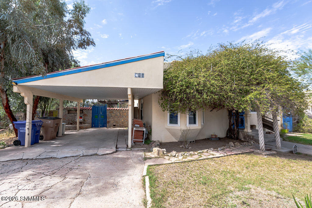 700 El Prado Avenue Property Photo 8