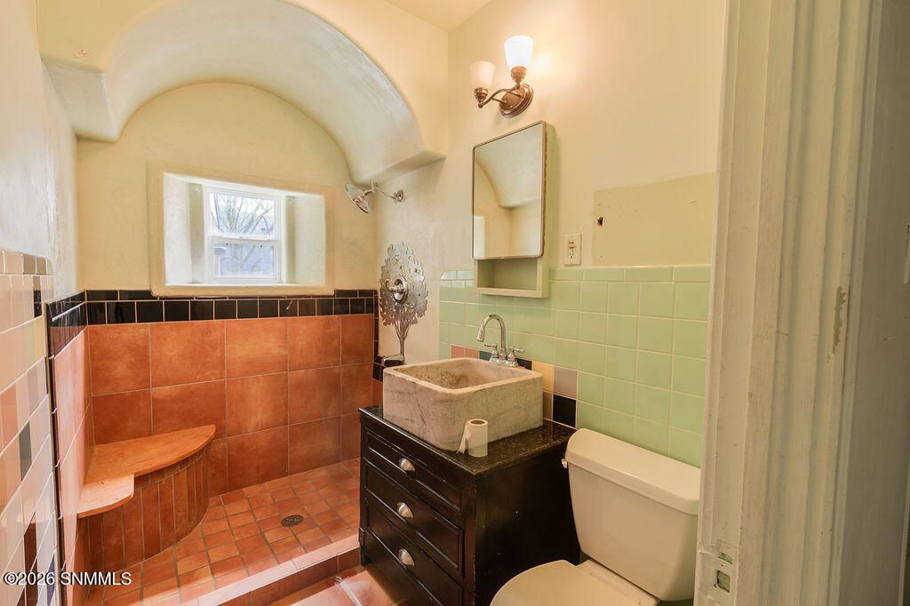 700 El Prado Avenue Property Photo 32