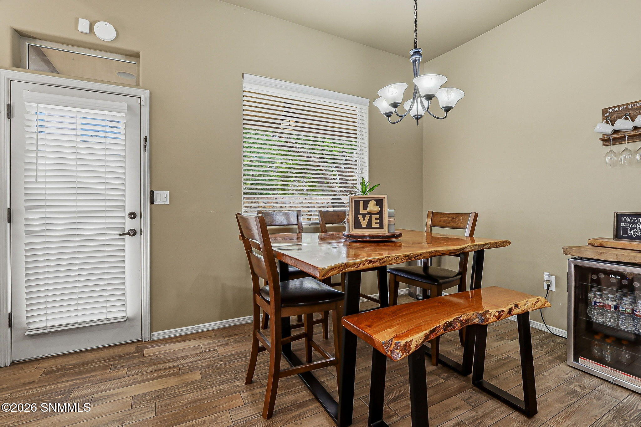 5523 Grove Drive Property Photo 12