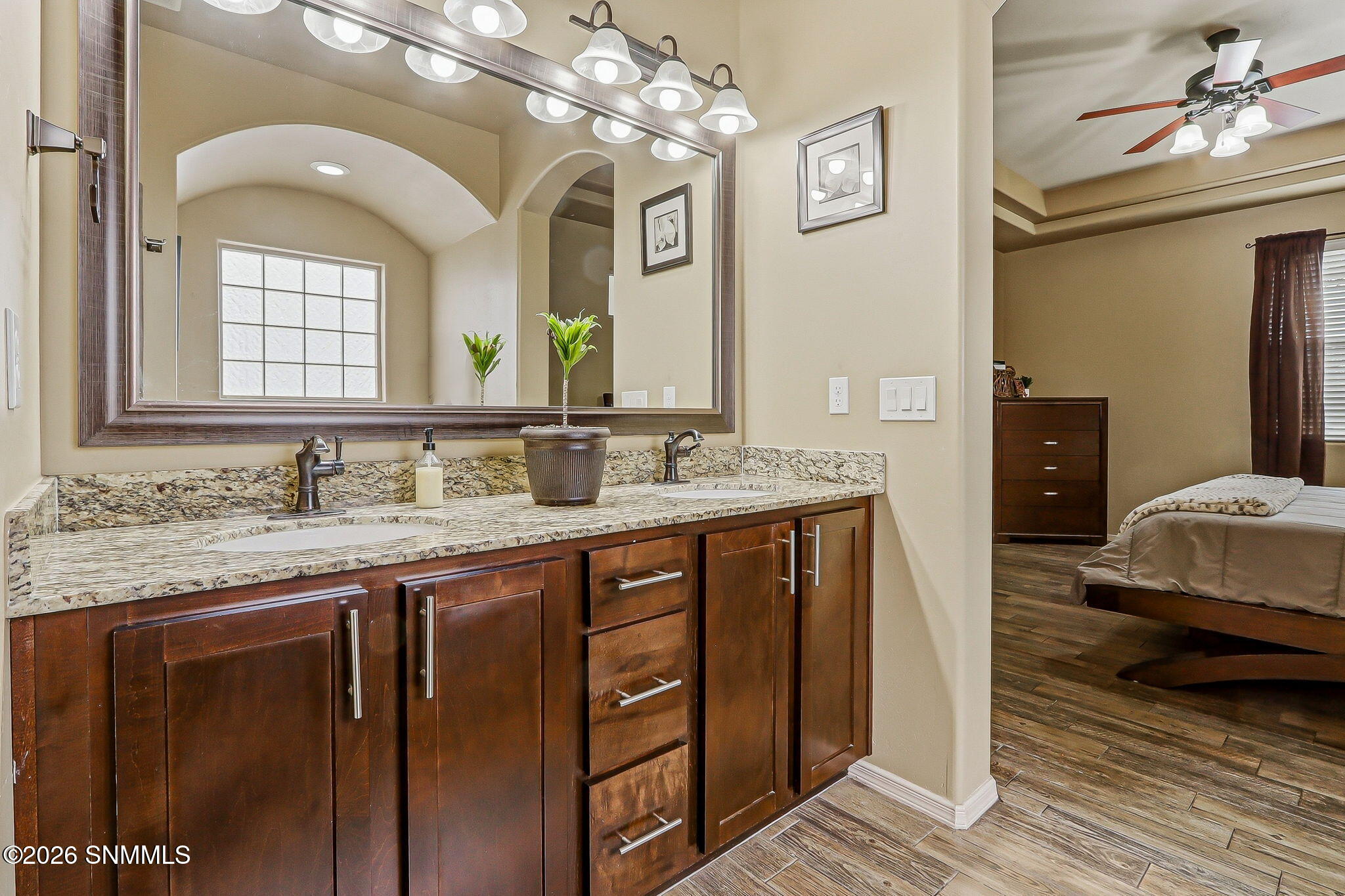 5523 Grove Drive Property Photo 16