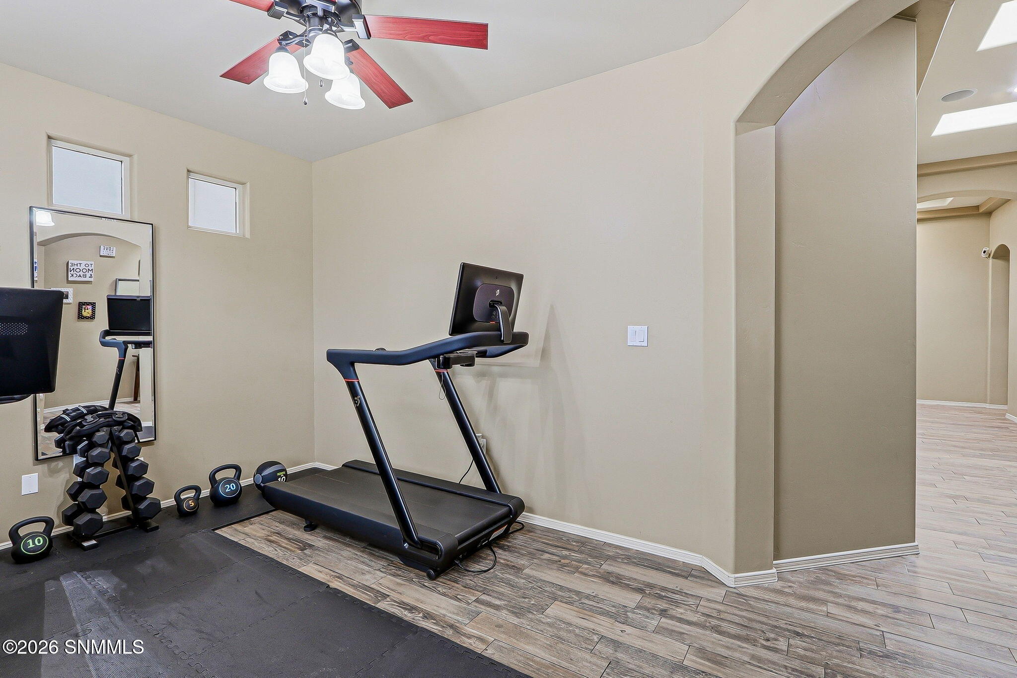 5523 Grove Drive Property Photo 20