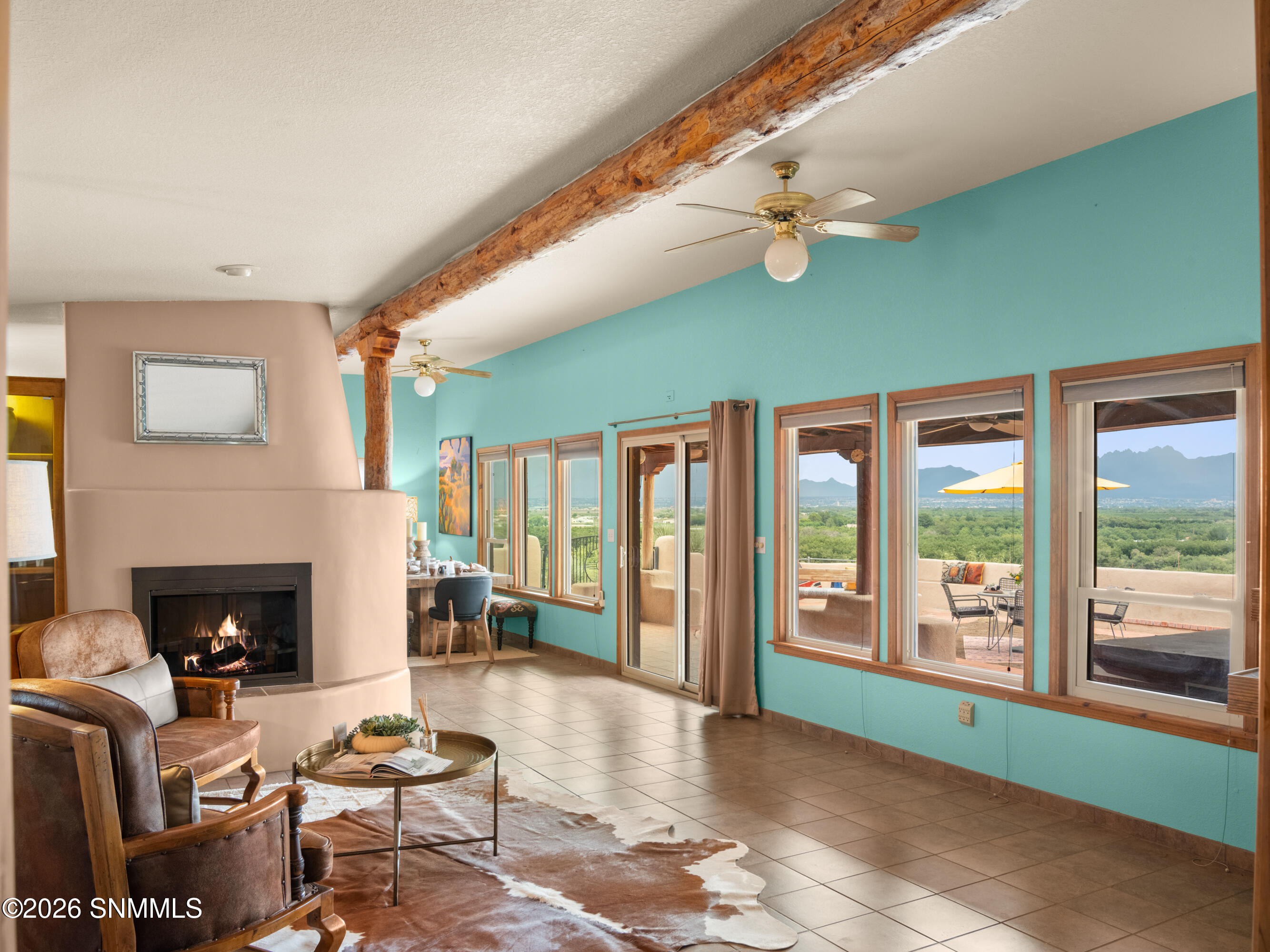 1815 Vista Sierra Court Property Photo 8