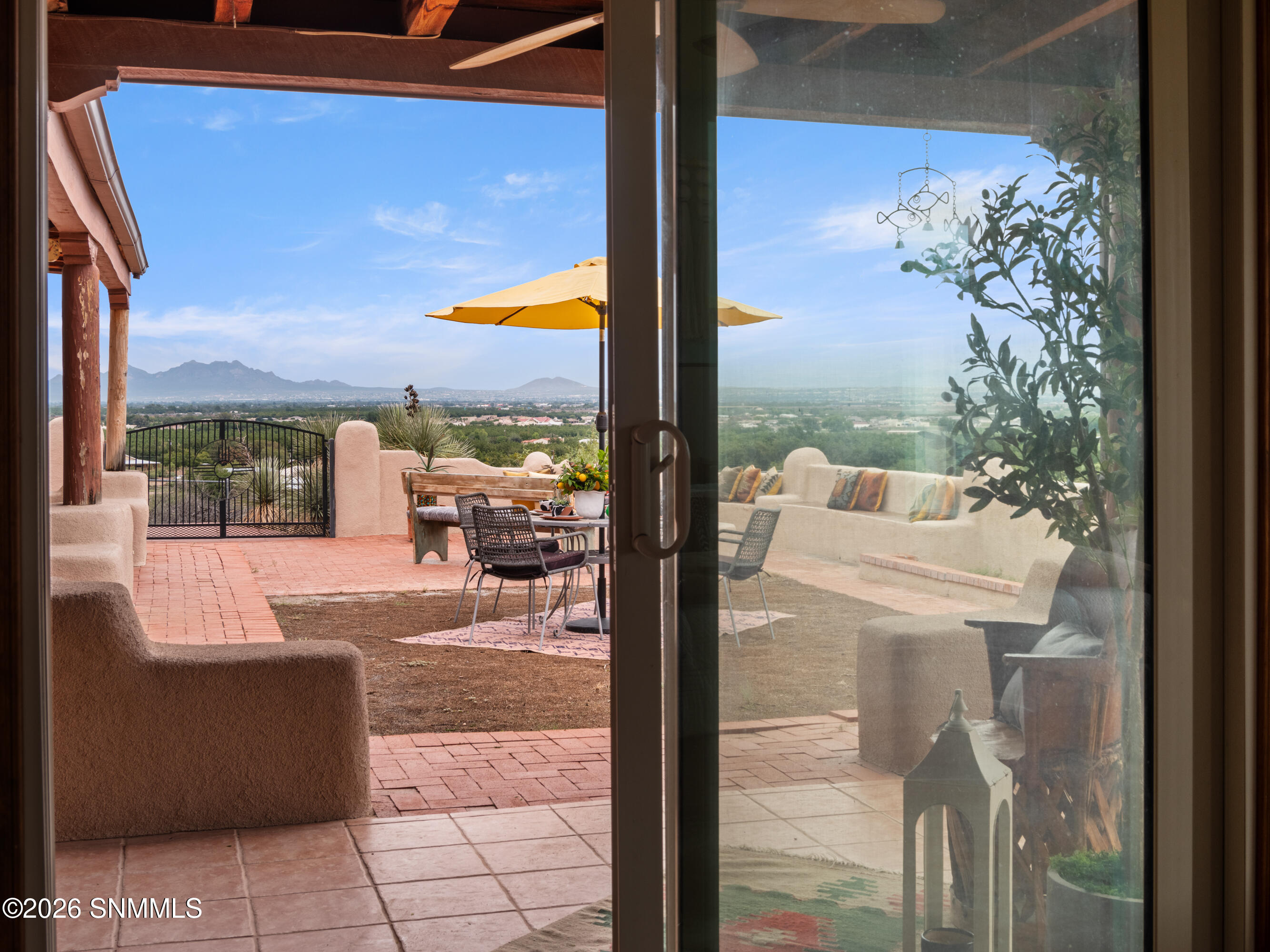 1815 Vista Sierra Court Property Photo 39
