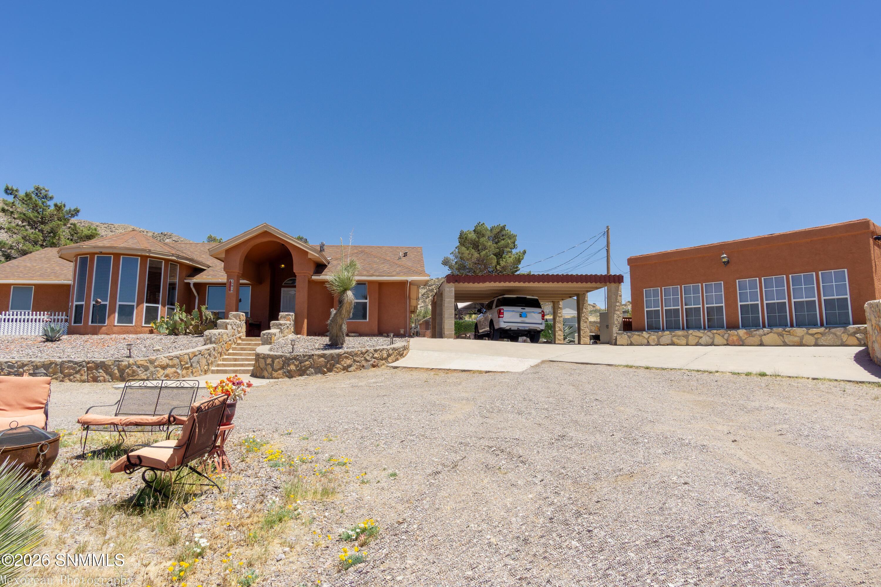 17610 Tierra Alta Road Property Photo 2