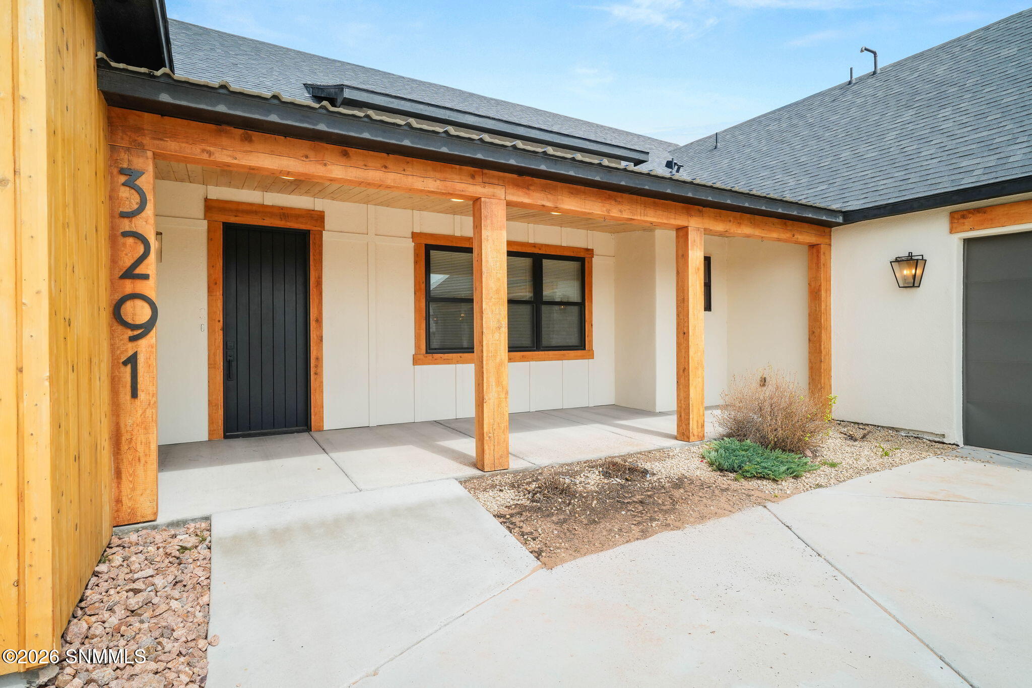 3291 Colina Court Property Photo 8