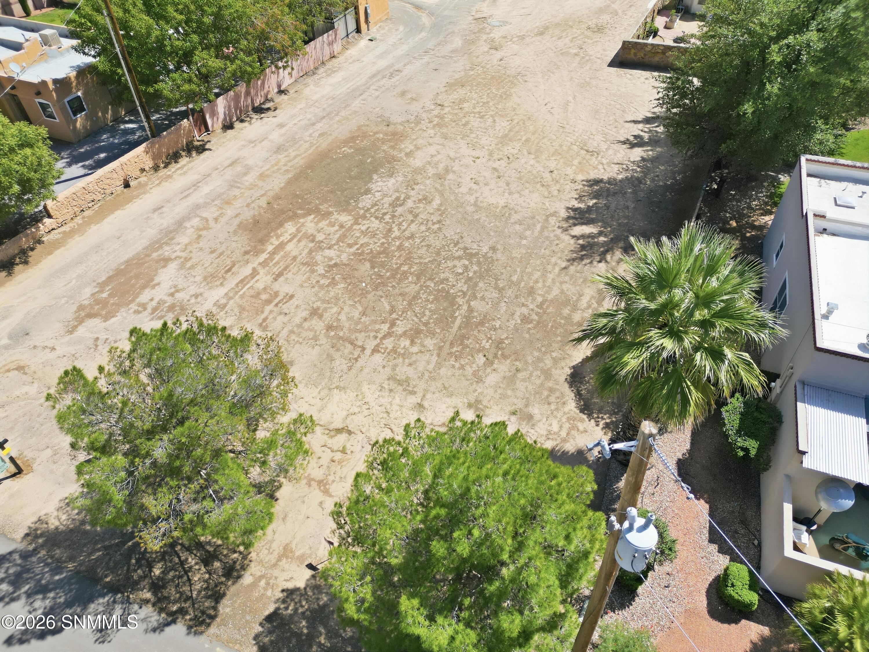 2435 Calle De Santiago Property Photo 6