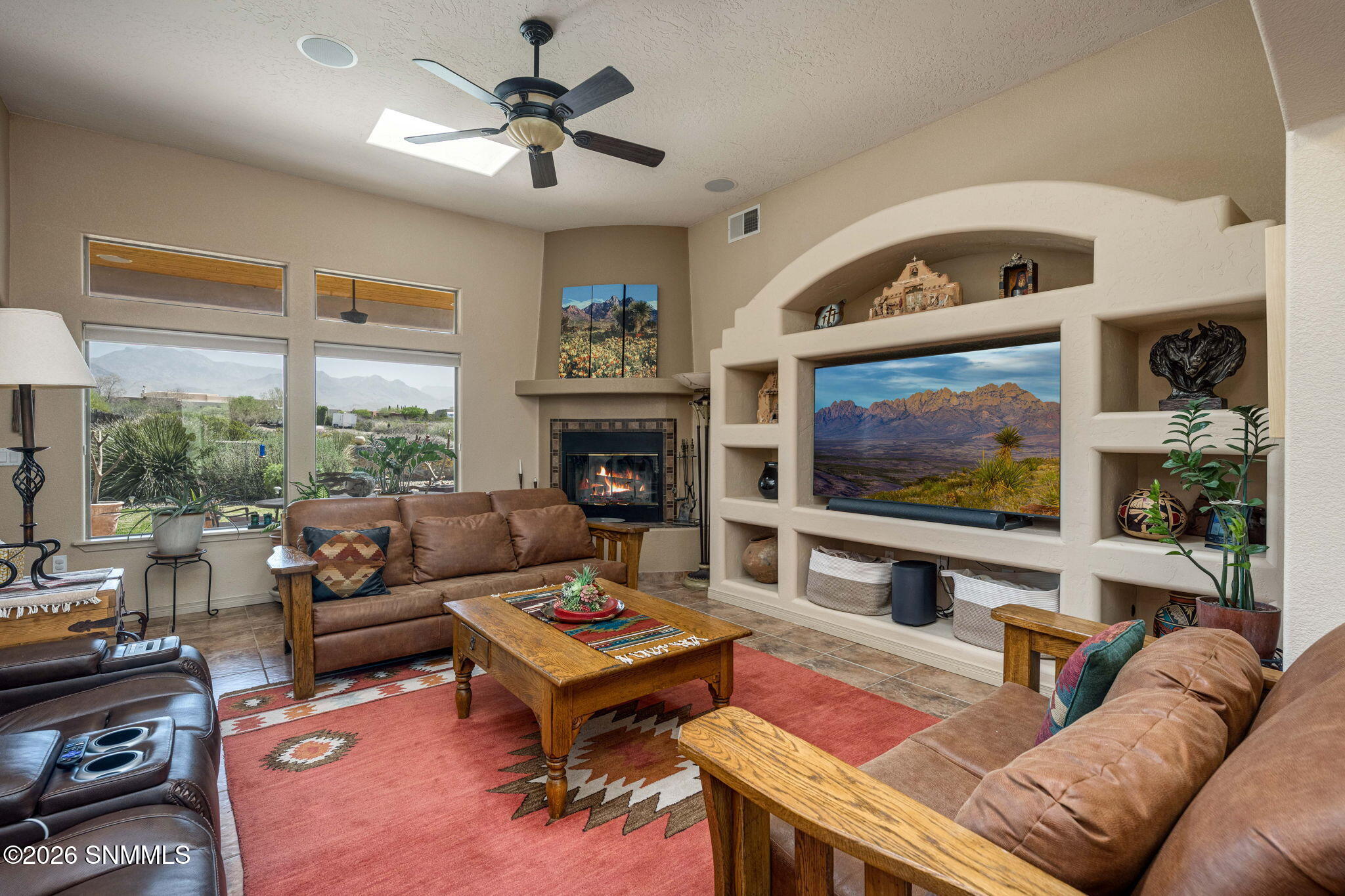 4009 Firethorn Court Property Photo 5