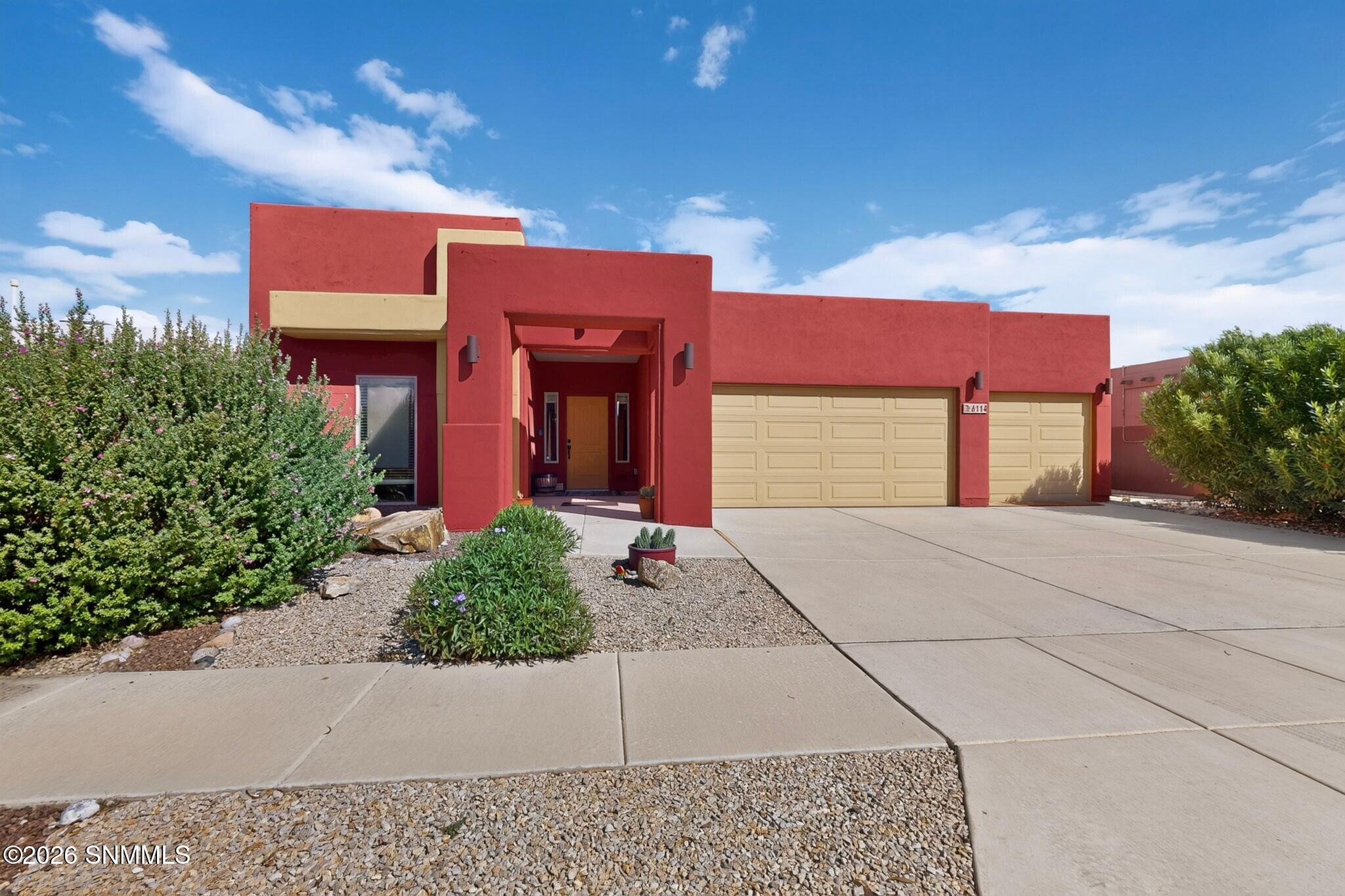 6114 Golden Echo Place Property Photo 1