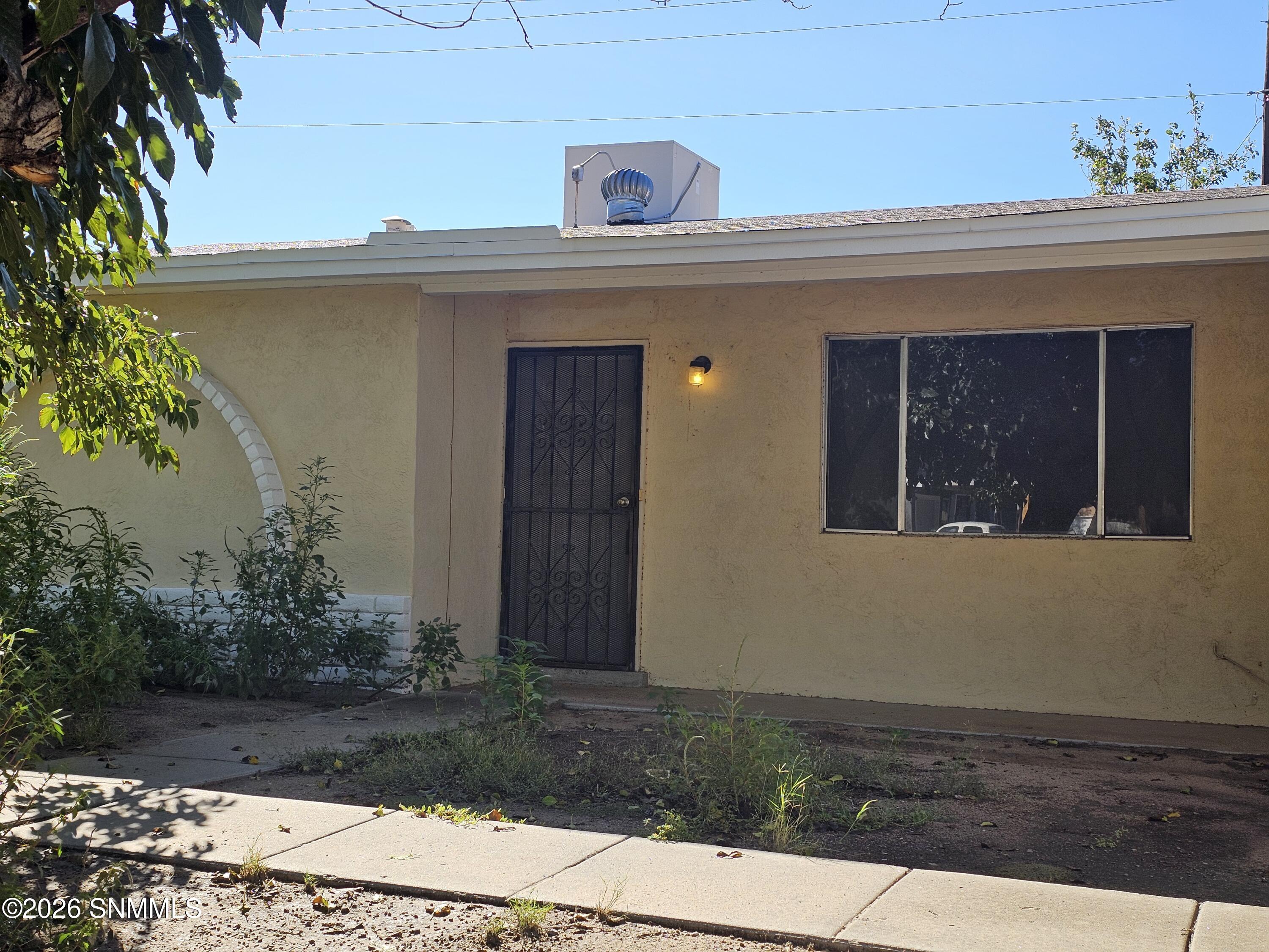 1974 Mahogany Drive Property Photo 3