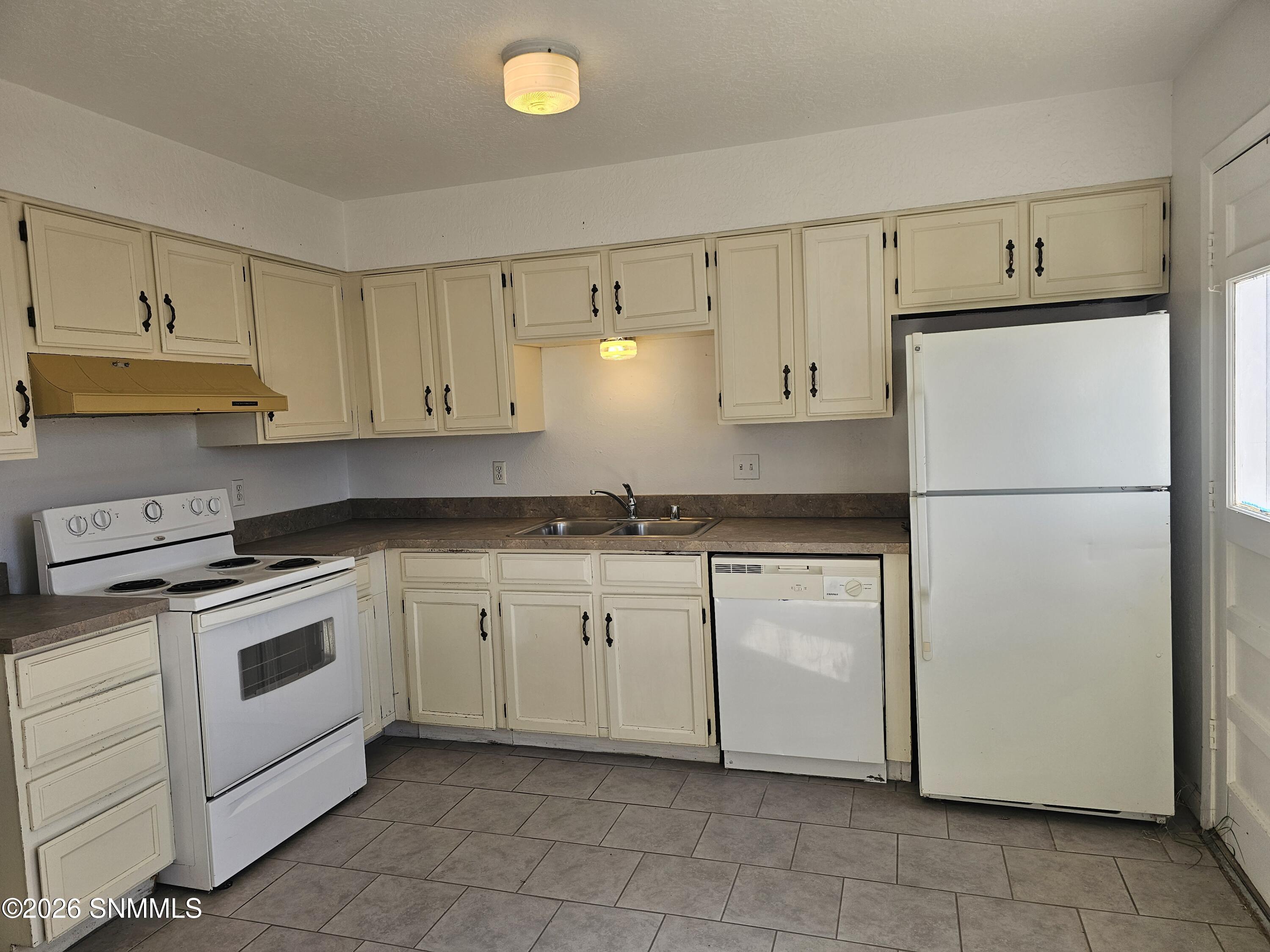 1974 Mahogany Drive Property Photo 9