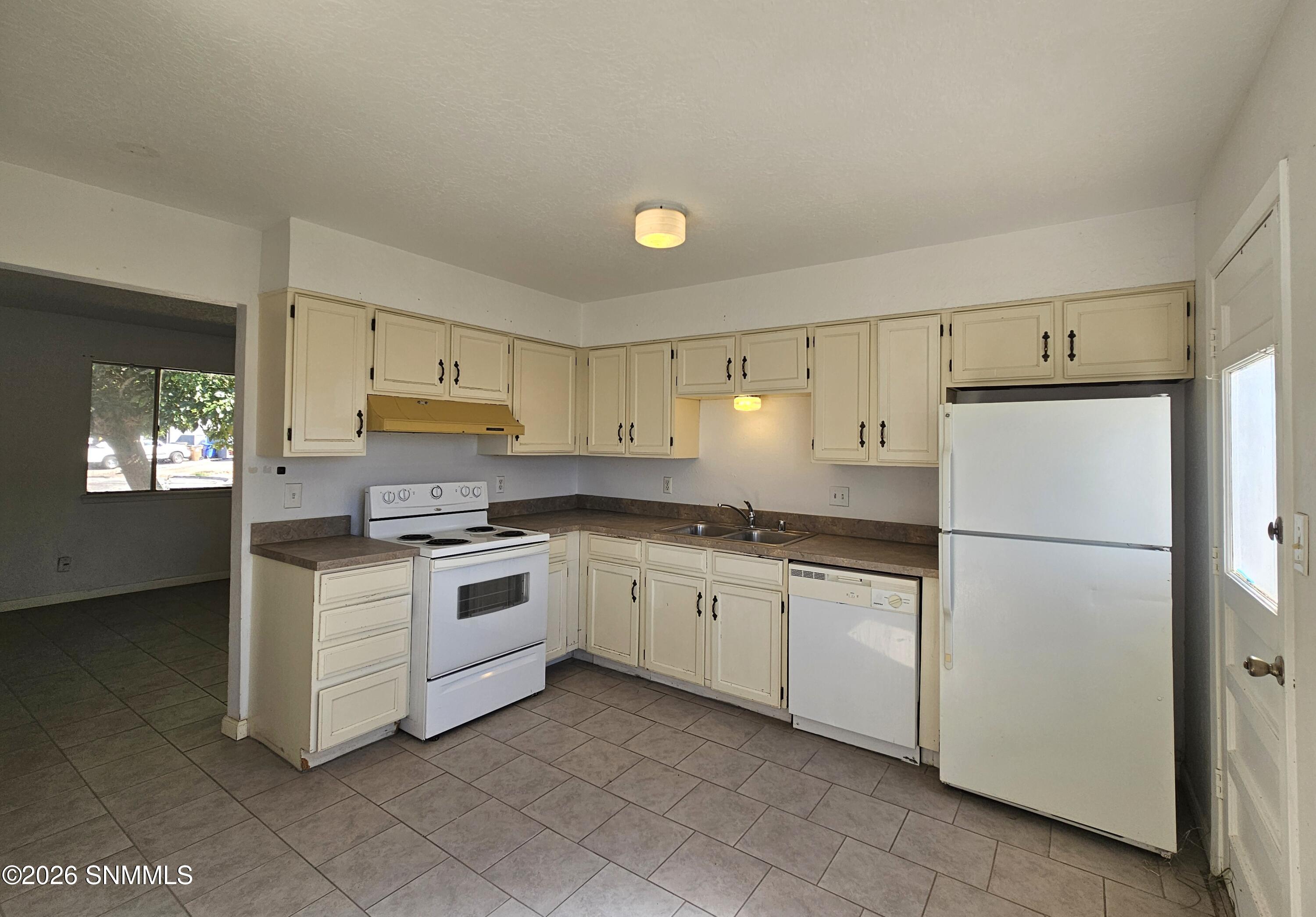 1974 Mahogany Drive Property Photo 11