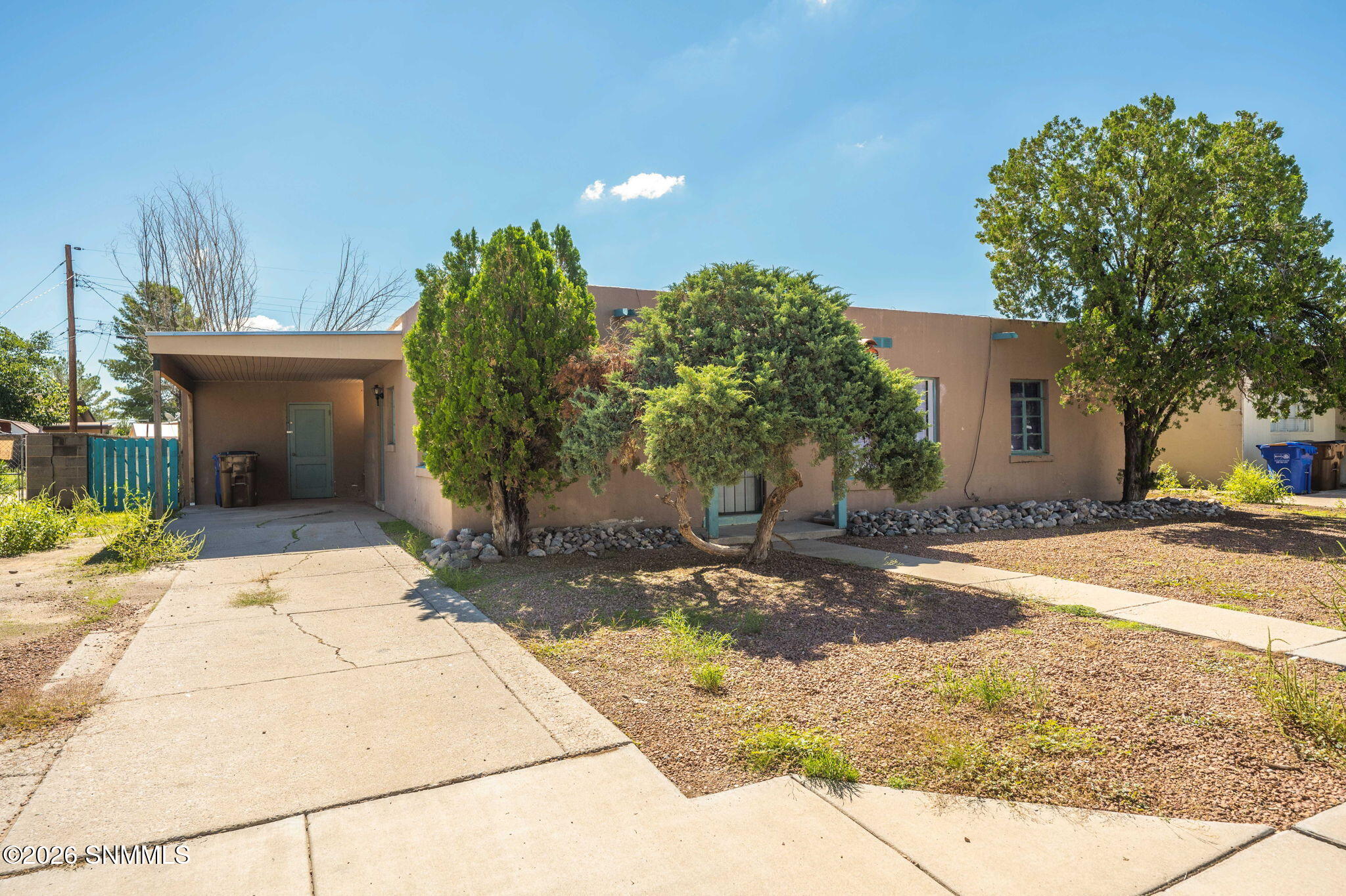 1015 Mechem Avenue Property Photo 2