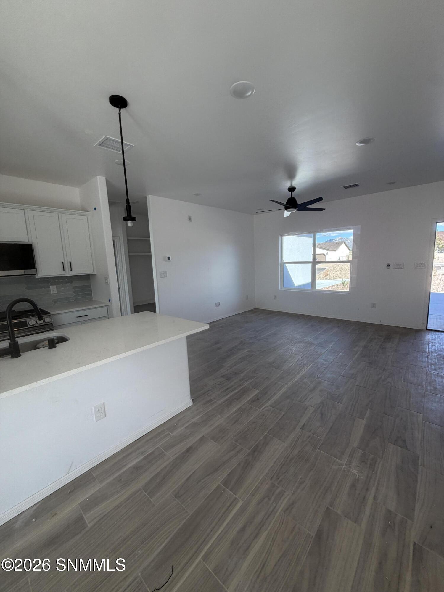 6549 Thrush Pl Street Property Photo 6