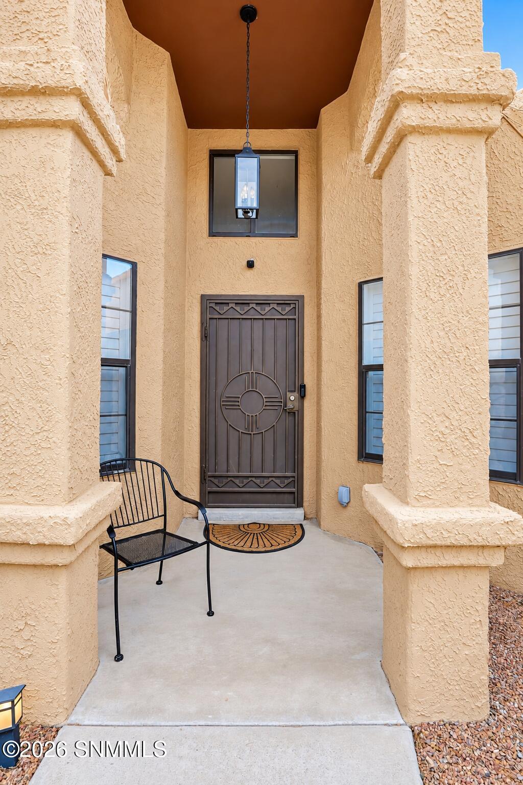 2048 Pine Needle Way Property Photo 3