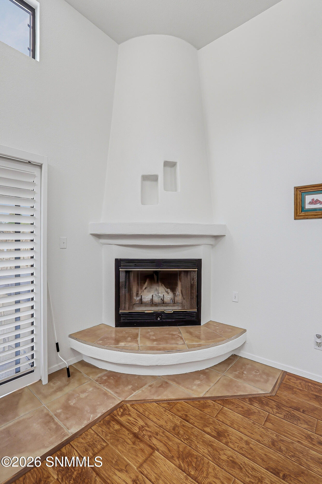 2048 Pine Needle Way Property Photo 6