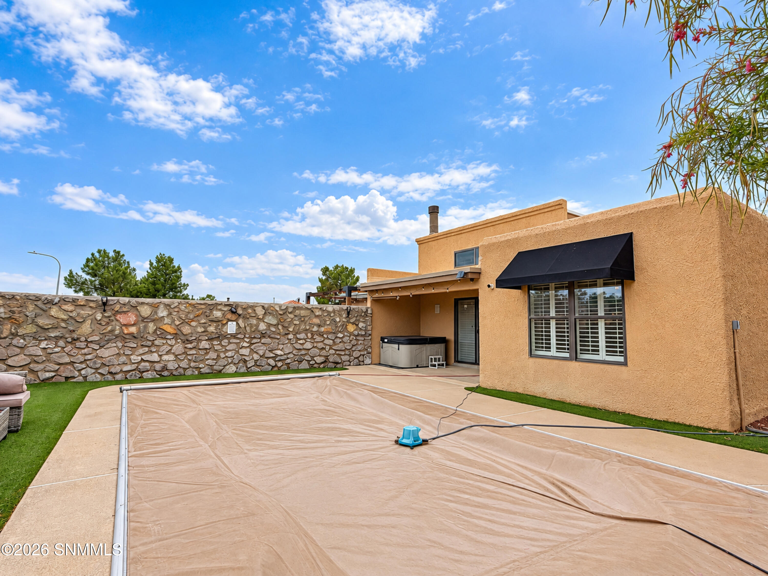 2048 Pine Needle Way Property Photo 34