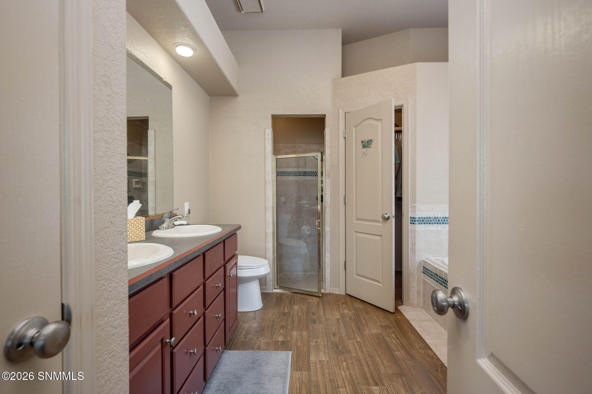 4450 Los Arboles Drive Property Photo 25